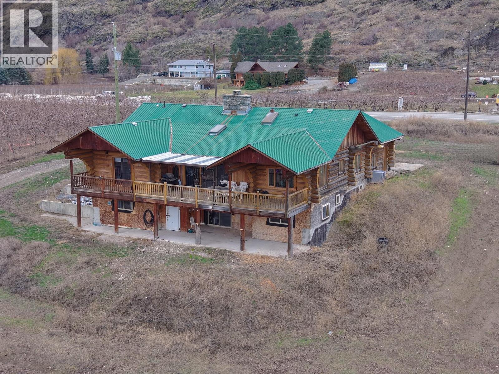  4253 Highway 97 Highway, Oliver