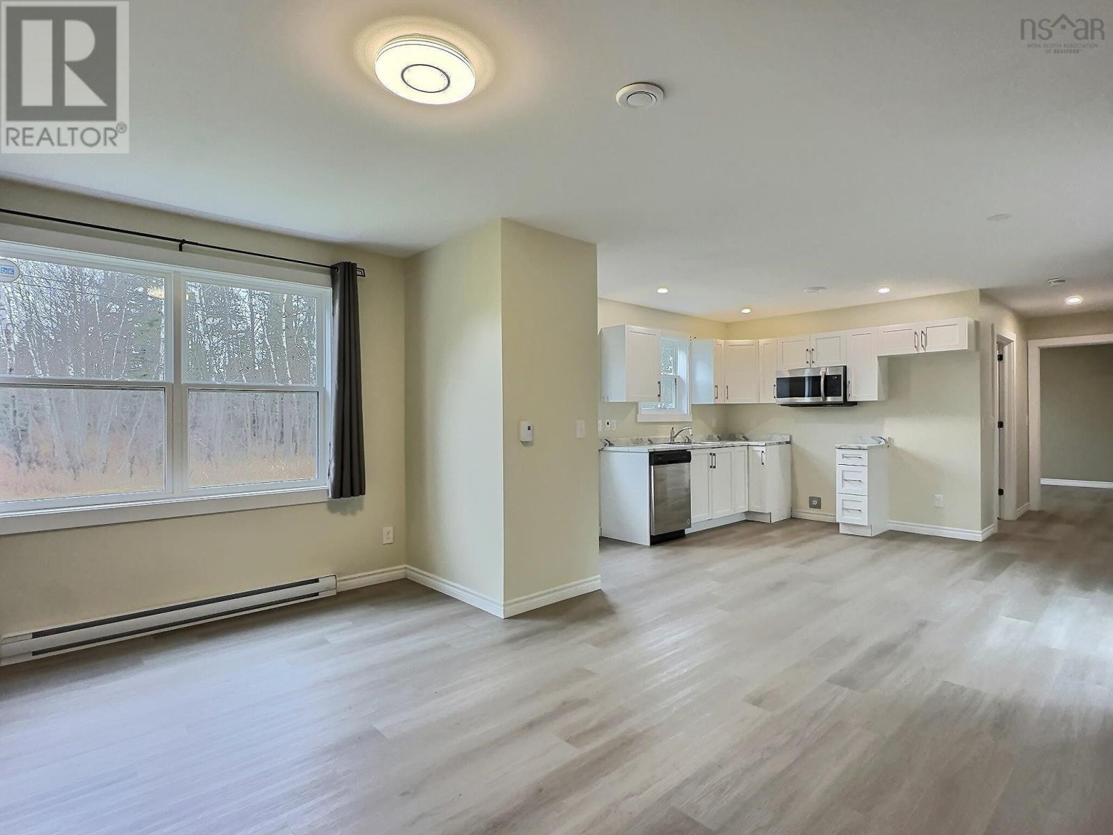 530 Sunset Avenue - Photo 5 of 20, Oxford, Nova Scotia