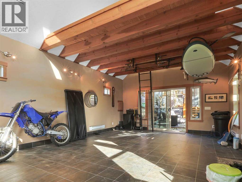 
          256 CottageClub Crescent
            <br/>
            <span>Rural Rocky View County</span>
            , 
            <span>AB</span>
             <span>T4C1B1</span>
         - Photo 25