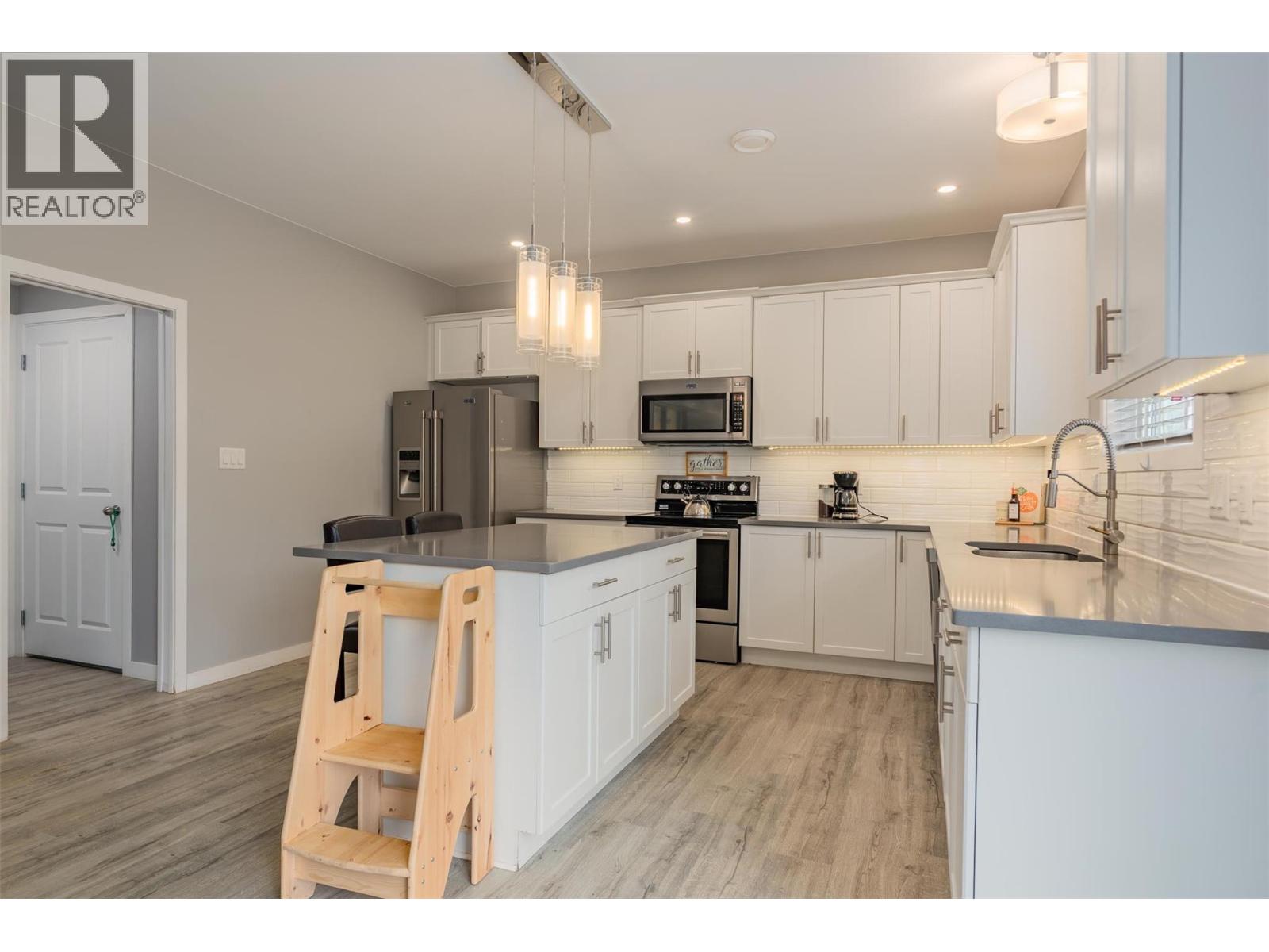 3904 Grandview Drive, Castlegar
