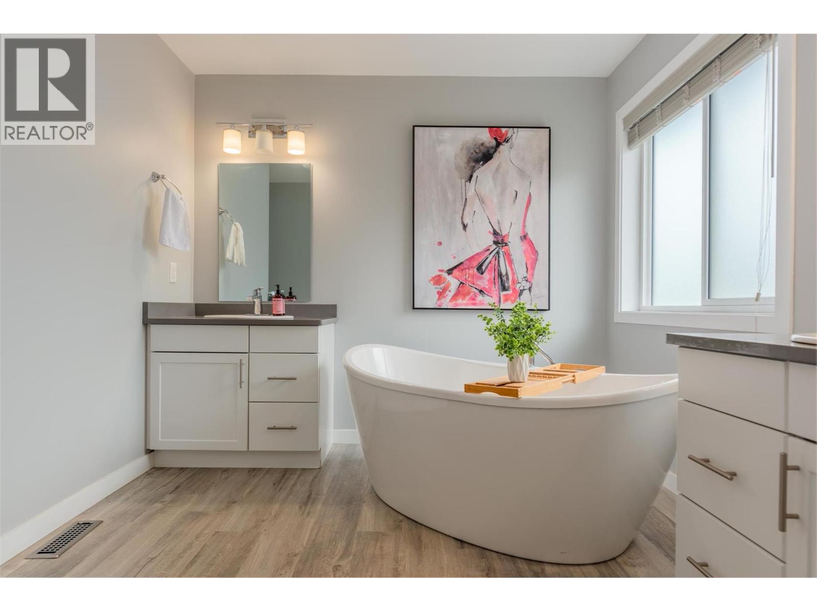 3904 Grandview Drive, Castlegar