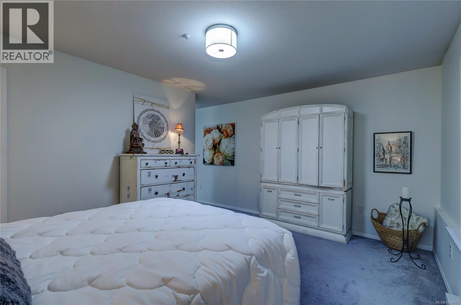 5959 Waterton Dr, Nanaimo