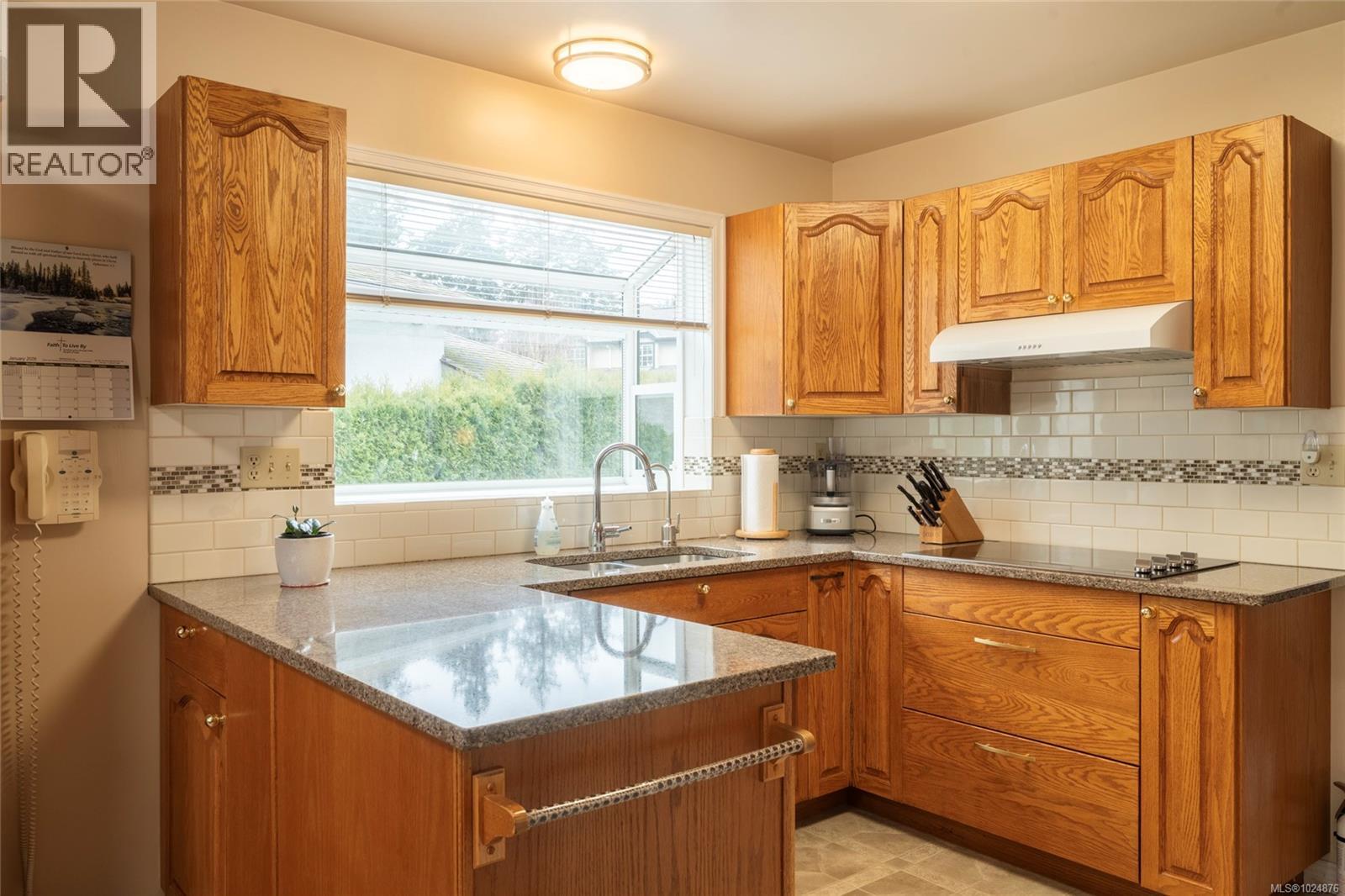  4209 Wakefield Place, Saanich