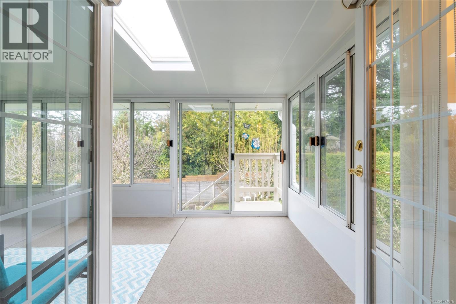  4209 Wakefield Place, Saanich