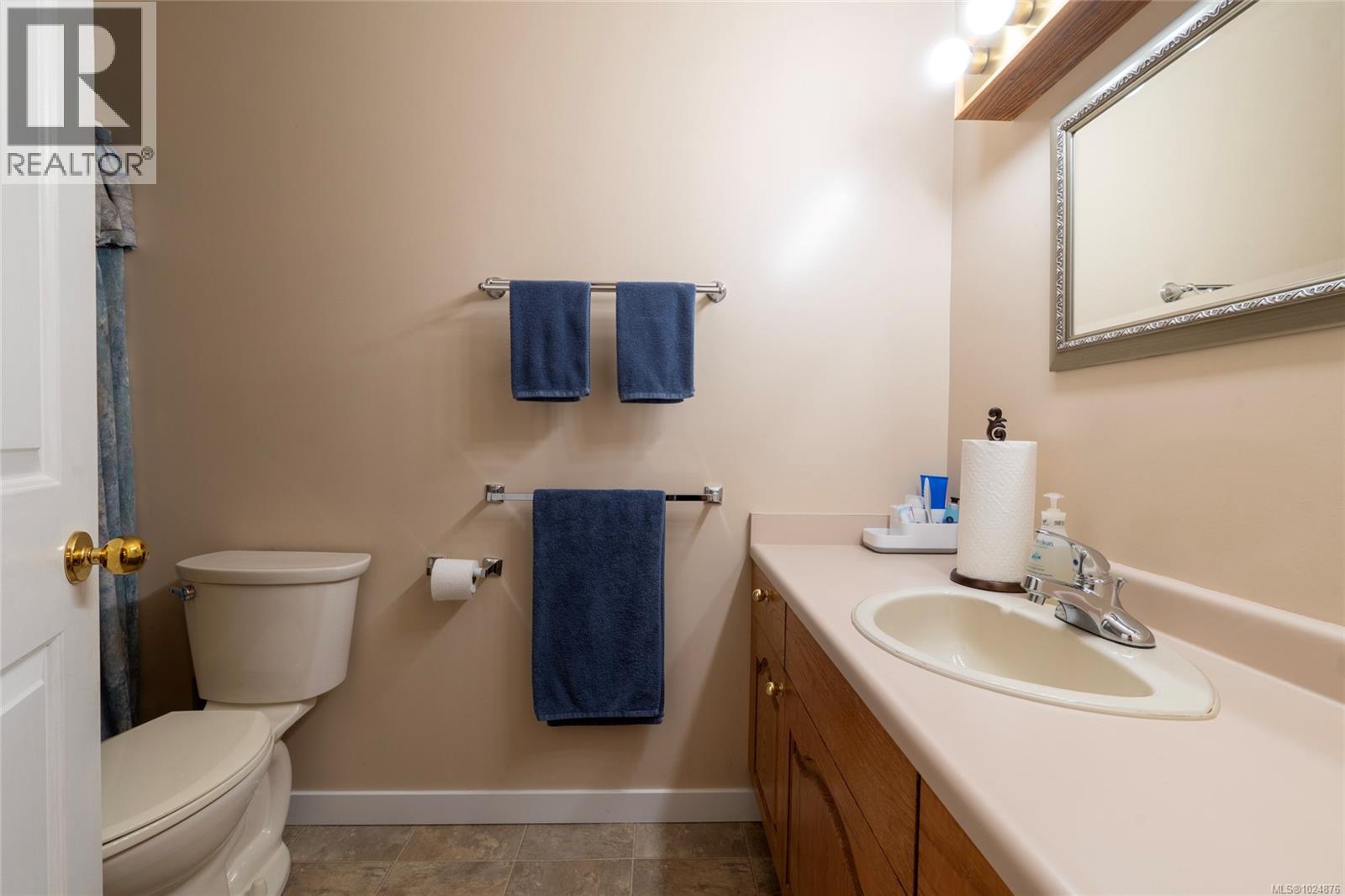  4209 Wakefield Place, Saanich