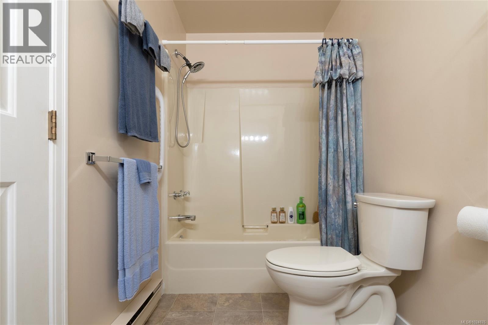  4209 Wakefield Place, Saanich