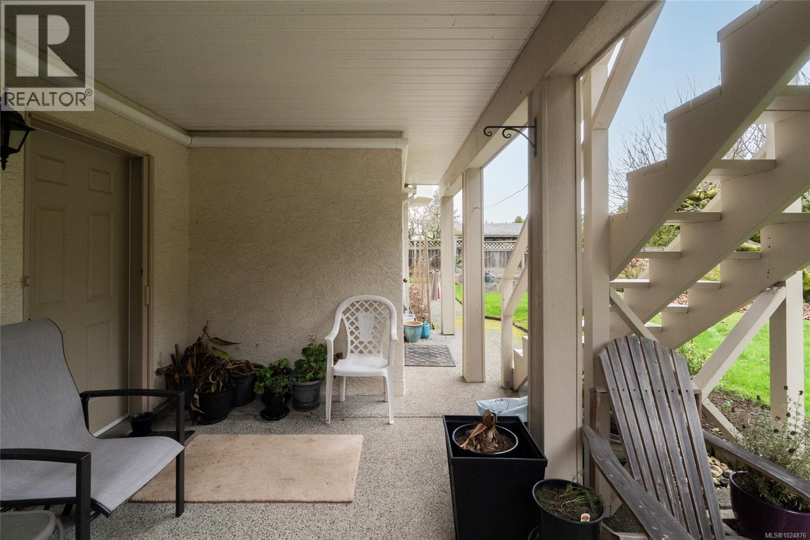  4209 Wakefield Place, Saanich