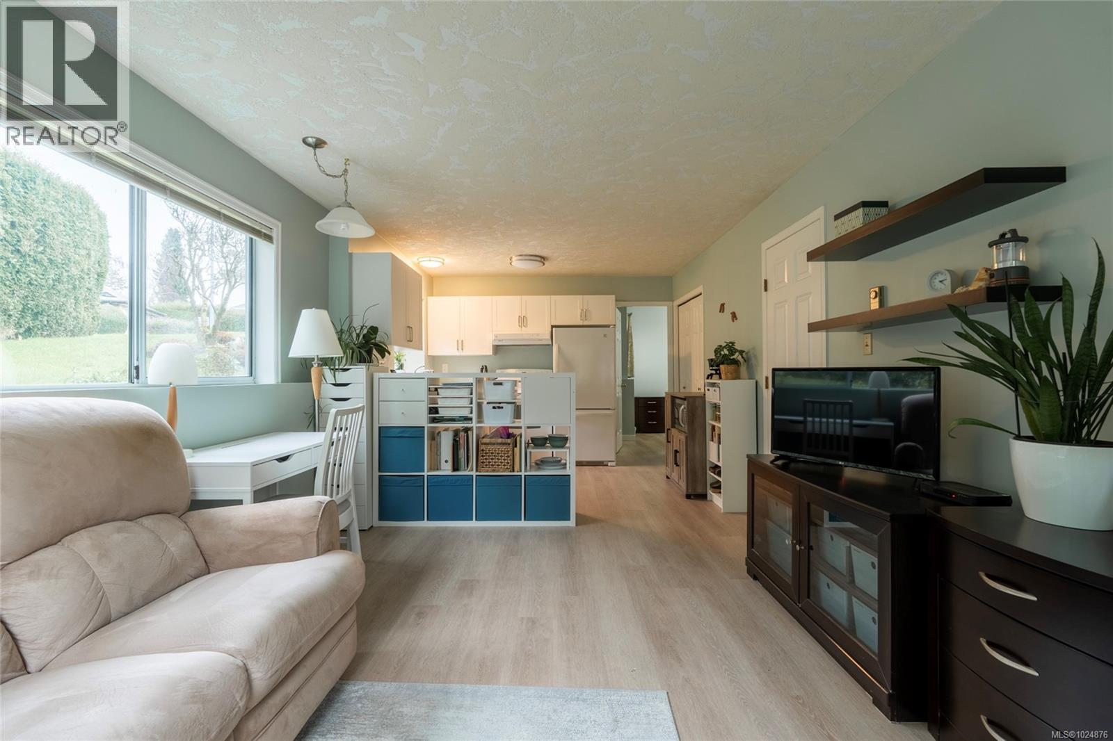  4209 Wakefield Place, Saanich