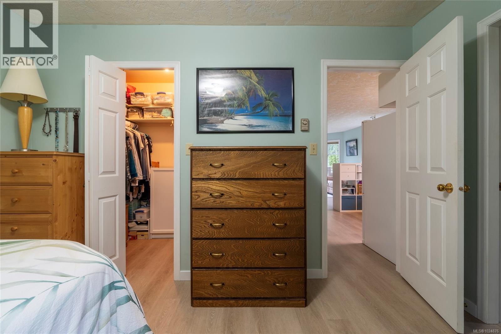  4209 Wakefield Place, Saanich