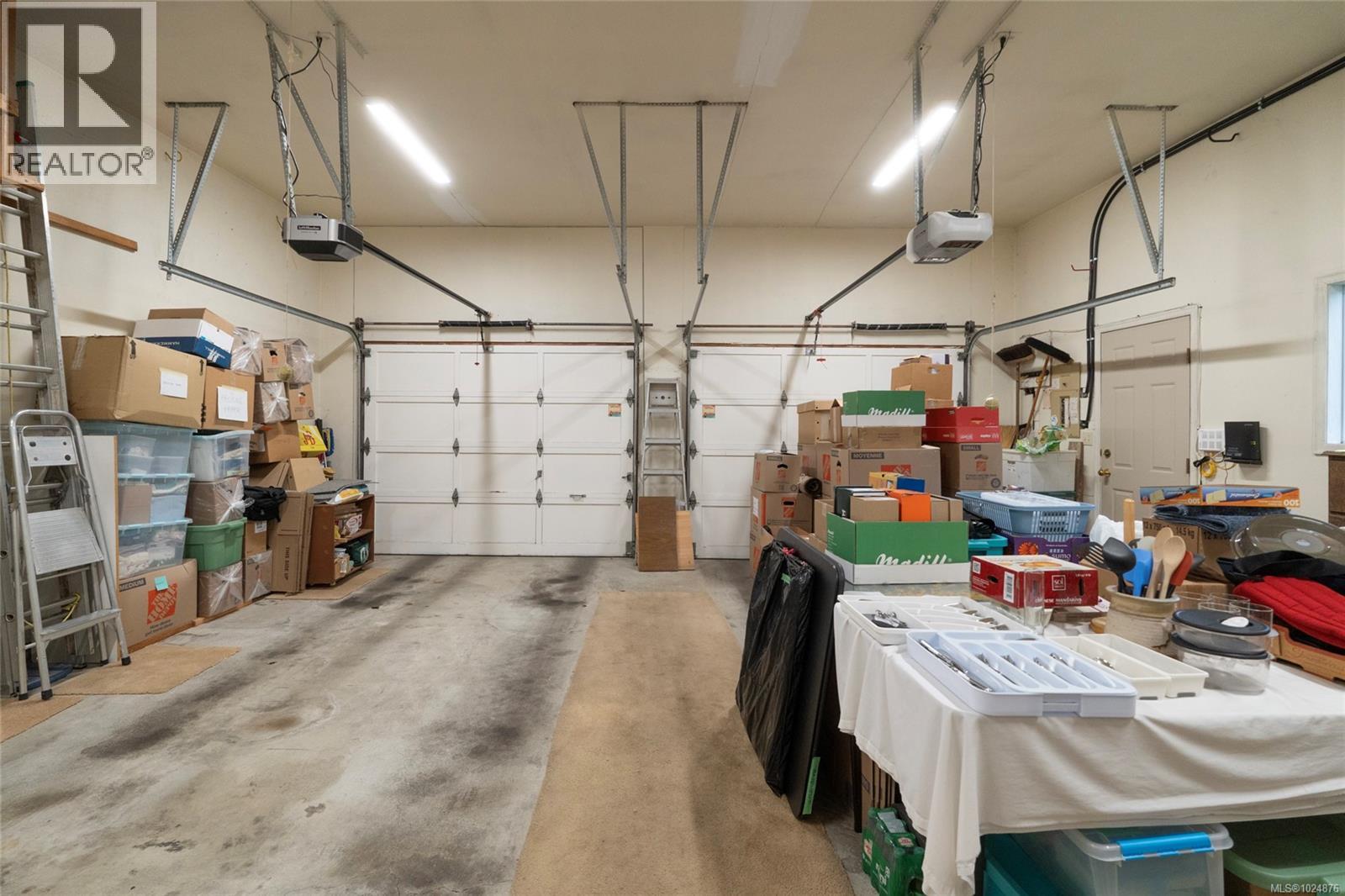  4209 Wakefield Place, Saanich