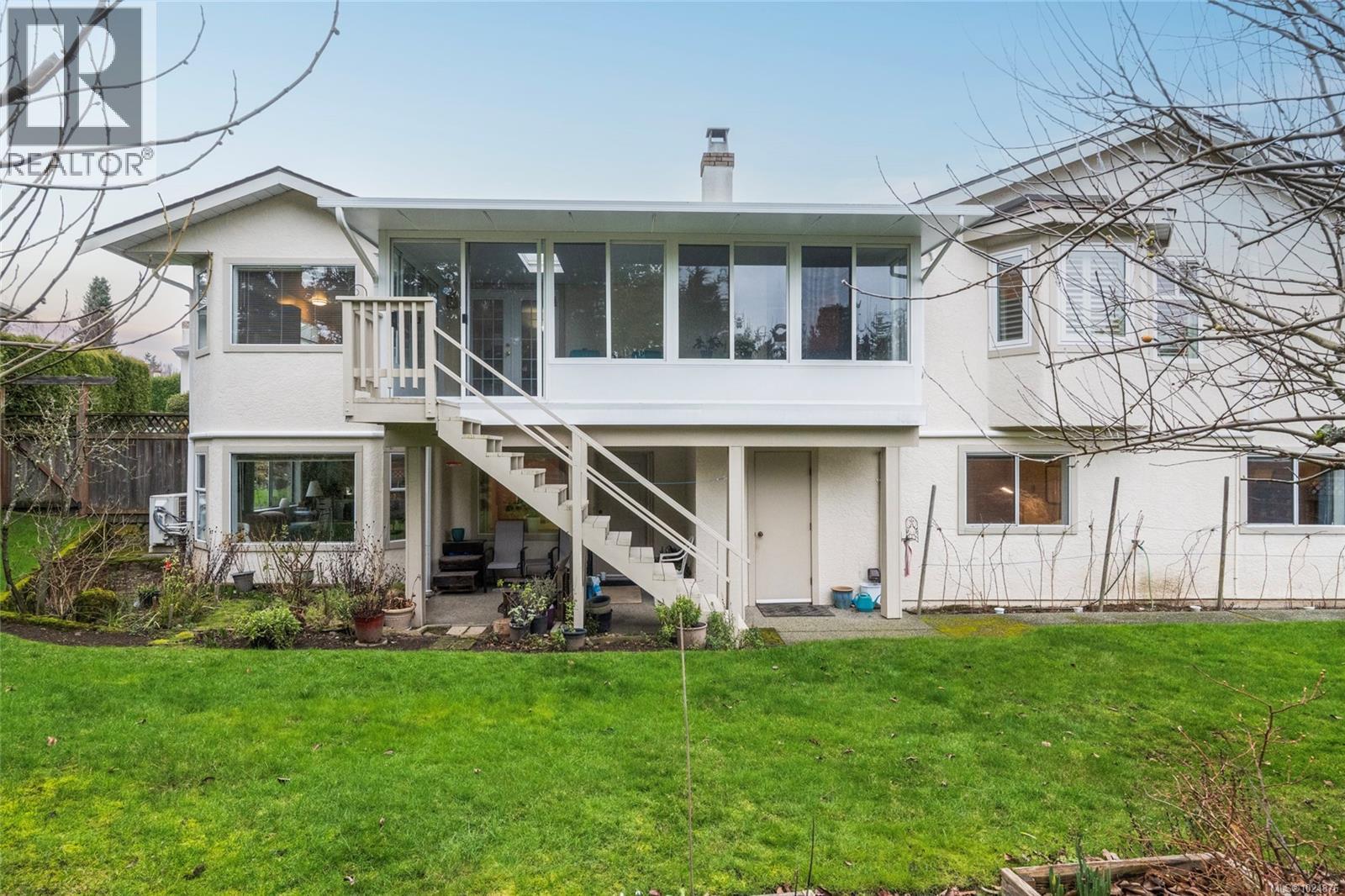  4209 Wakefield Place, Saanich