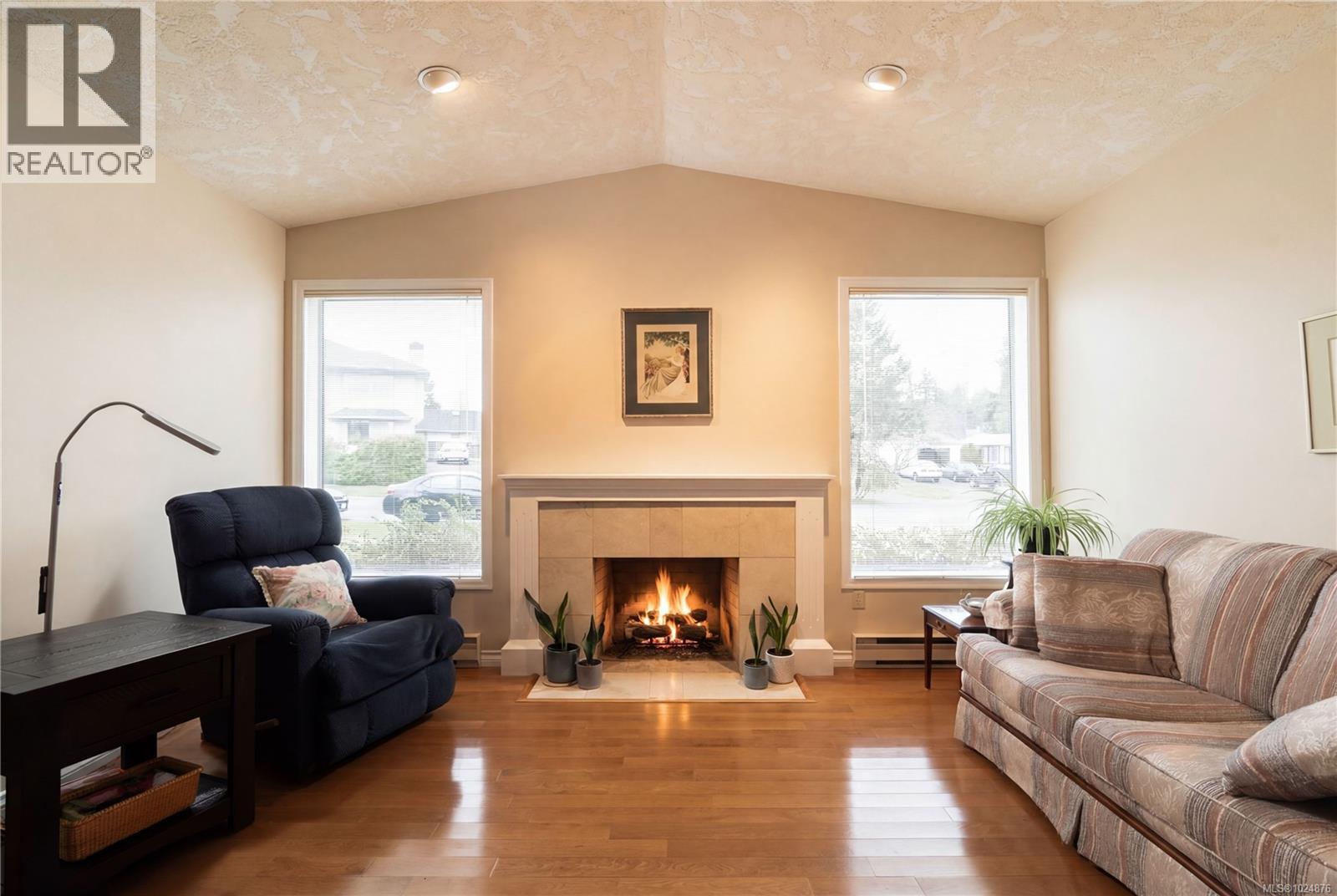  4209 Wakefield Place, Saanich