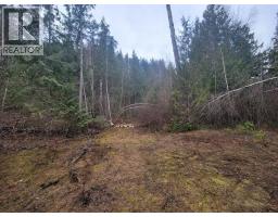 28 Gardom Lake Road, Enderby, BC V0E1V3 Photo 6