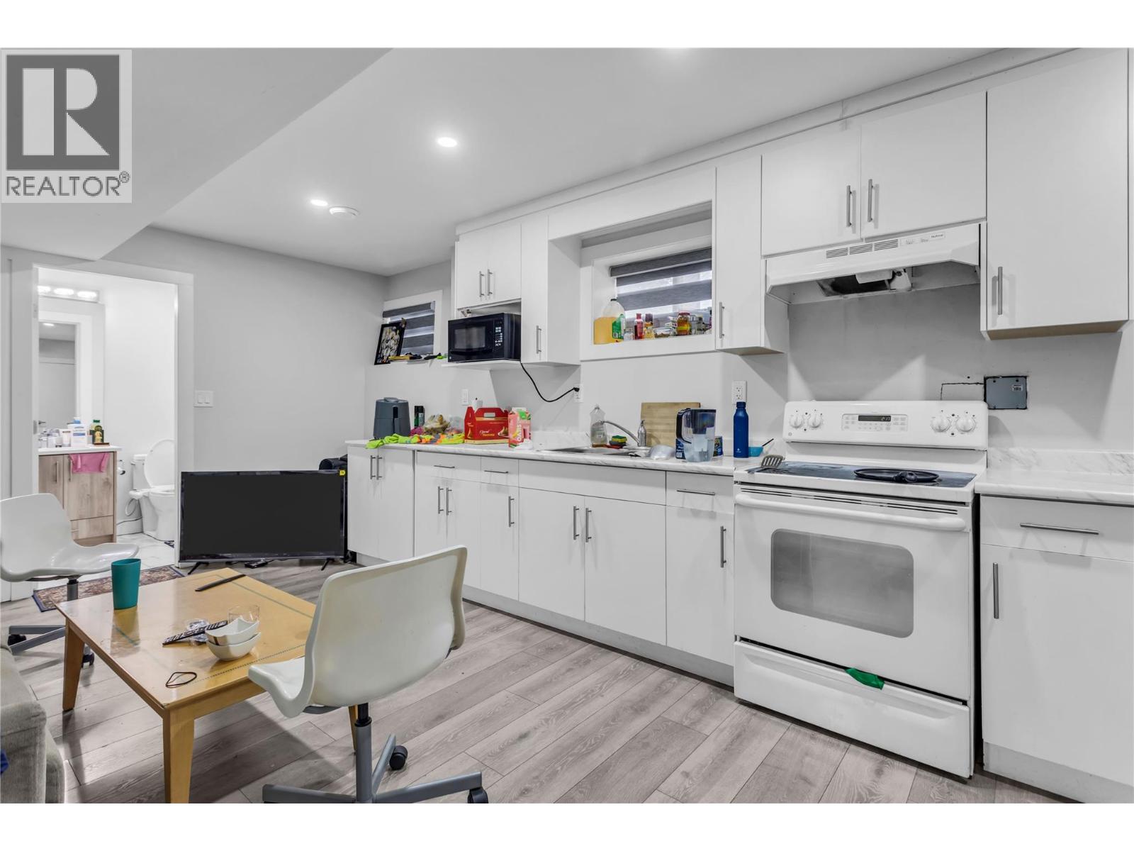  4210 17 Avenue, Vernon