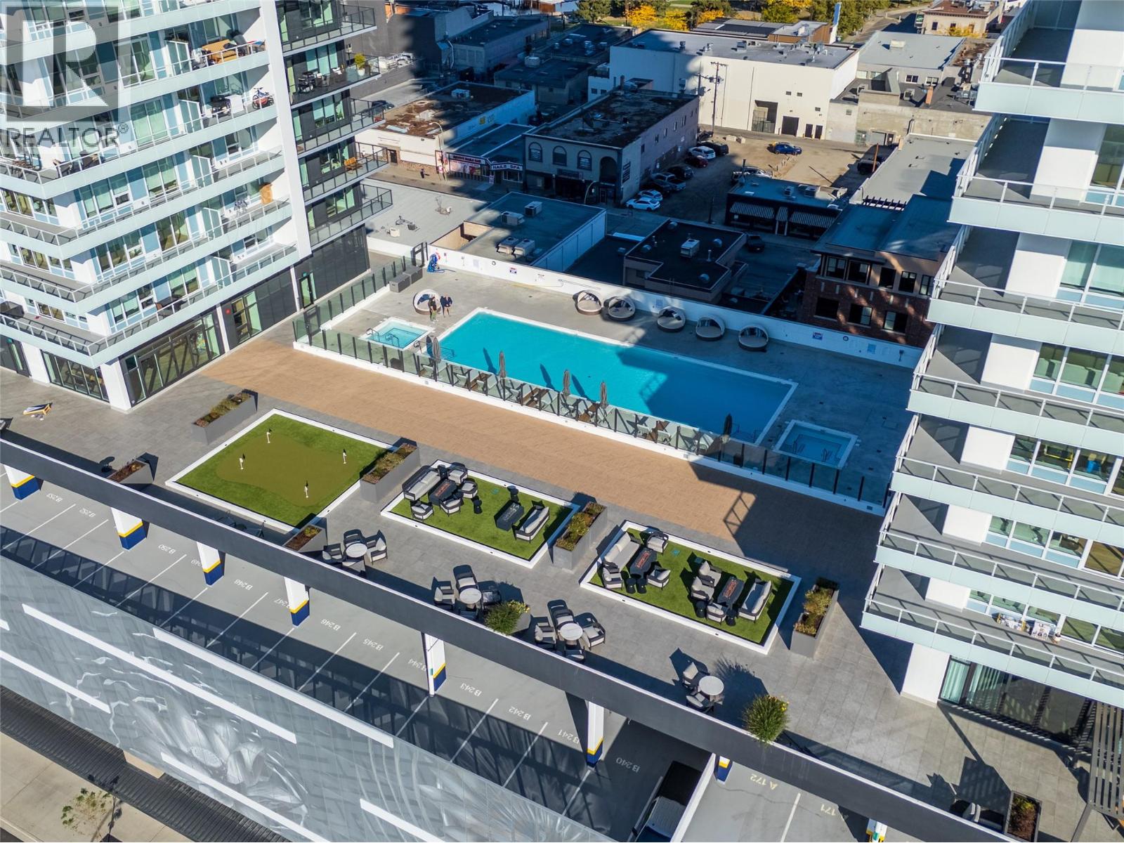 2007 238 Leon Avenue, Kelowna