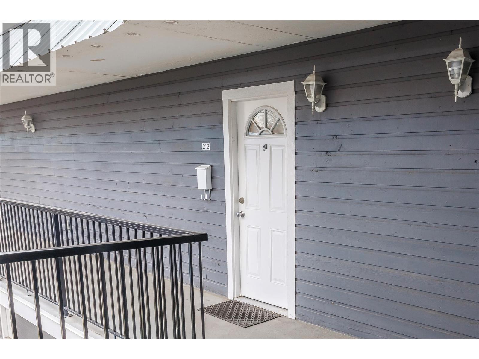 212 3800 24 Avenue, Vernon