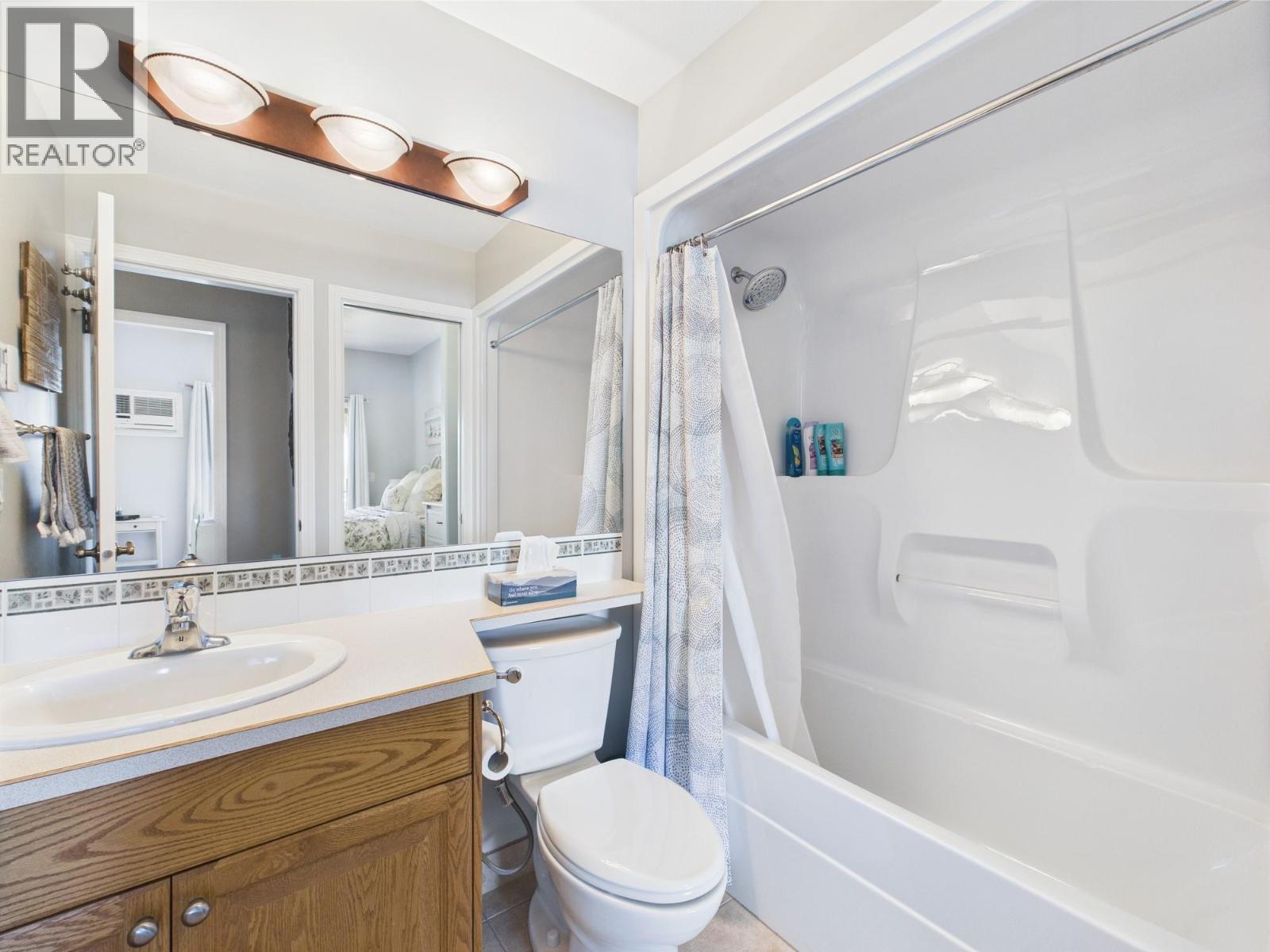 15 Solana Key Court Unit# 108, Osoyoos