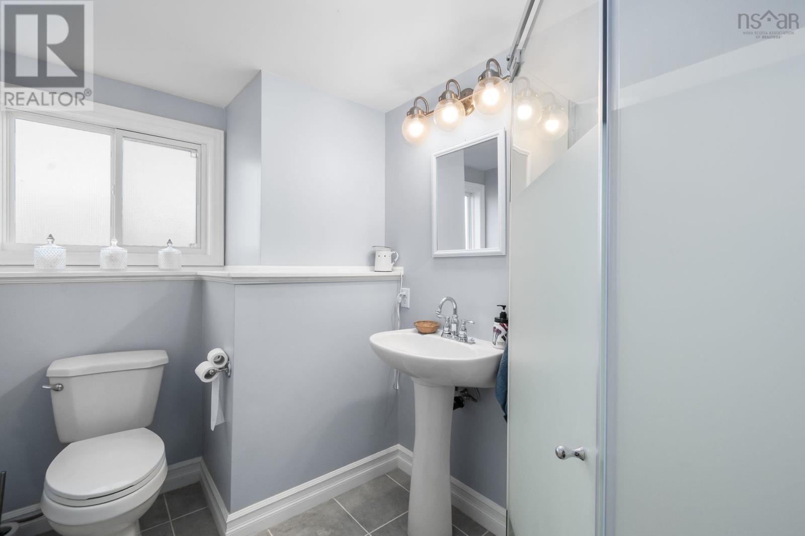 Property 23 of 38 of 25 Maple Avenue