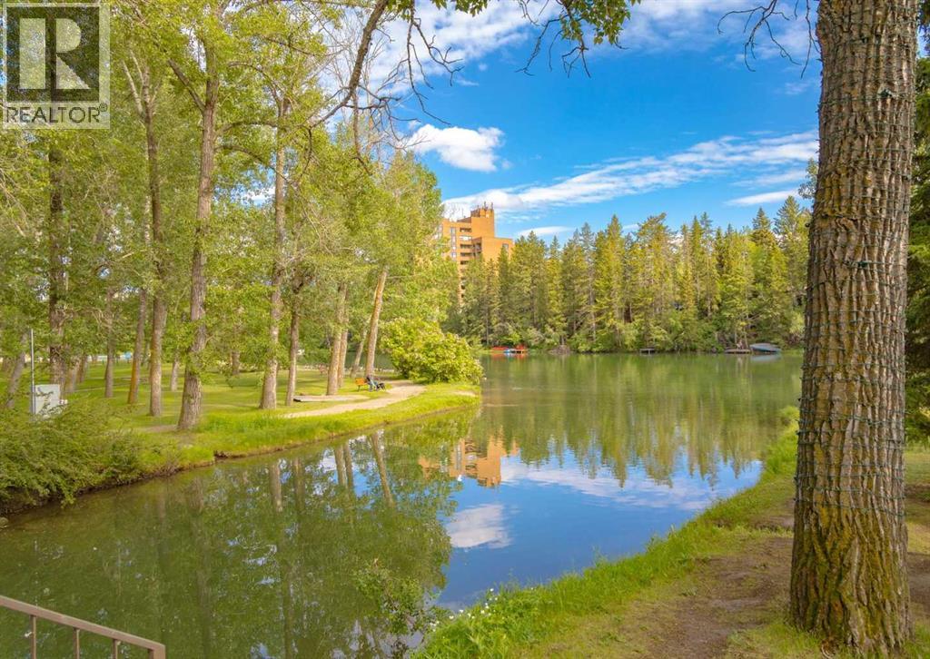 Single Family House for Sale in    Avenue NW Bowness Calgary 