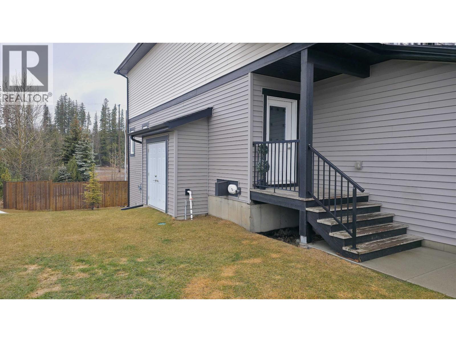 #101 6798 WESTGATE AVENUE - 31
