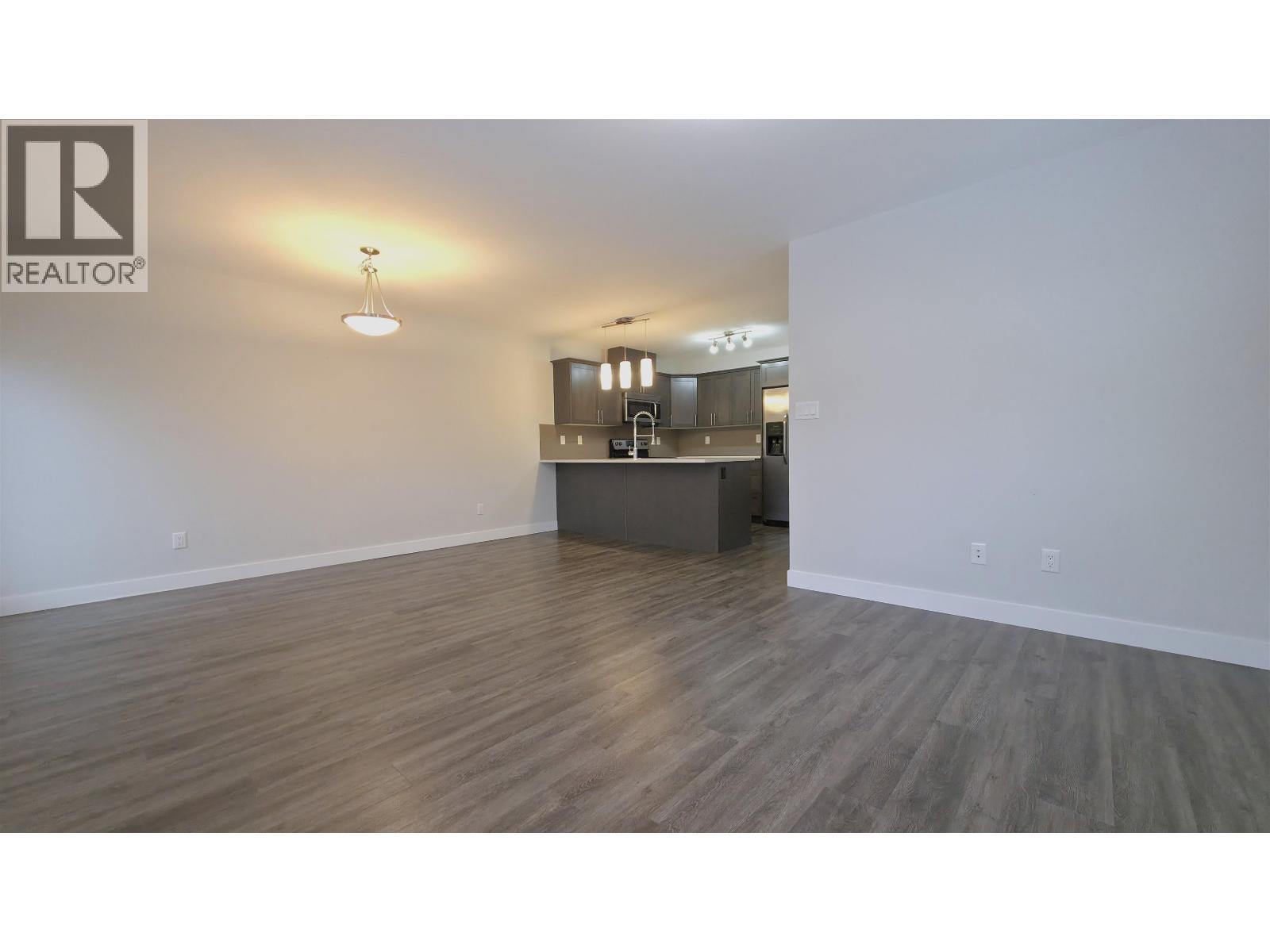 #101 6798 WESTGATE AVENUE - 6