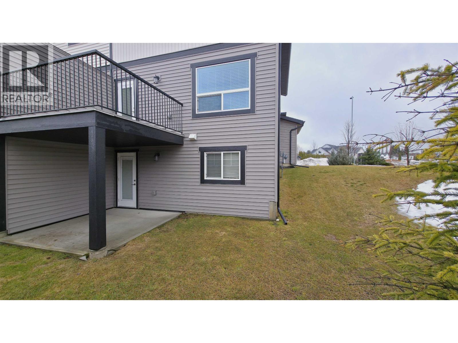 #101 6798 WESTGATE AVENUE - 28