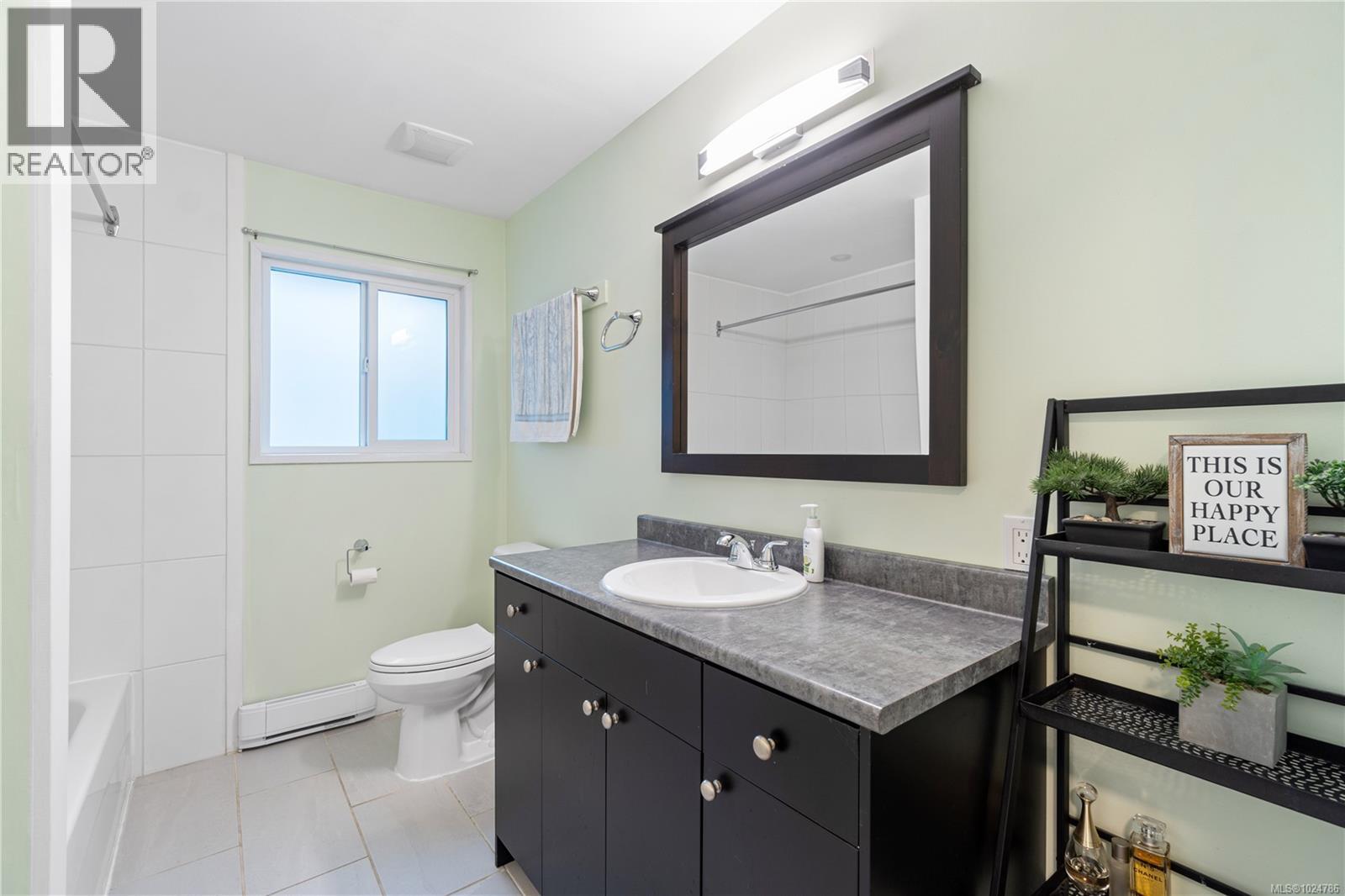 260 Pym St S, Parksville