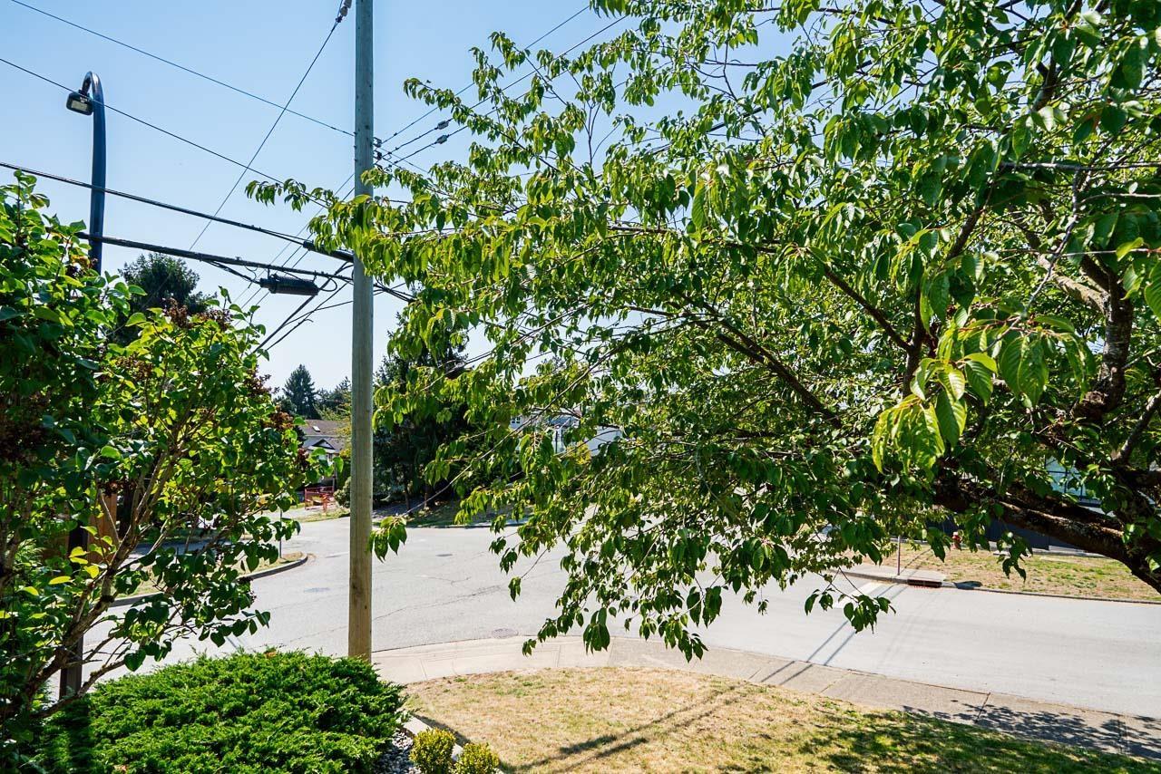 15807 COLUMBIA AVENUE, White Rock