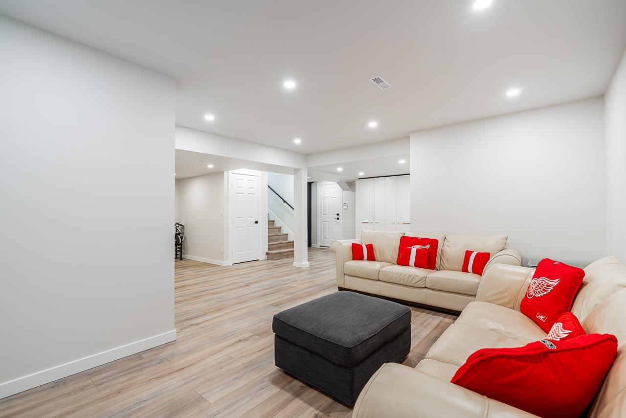 15807 COLUMBIA AVENUE, White Rock