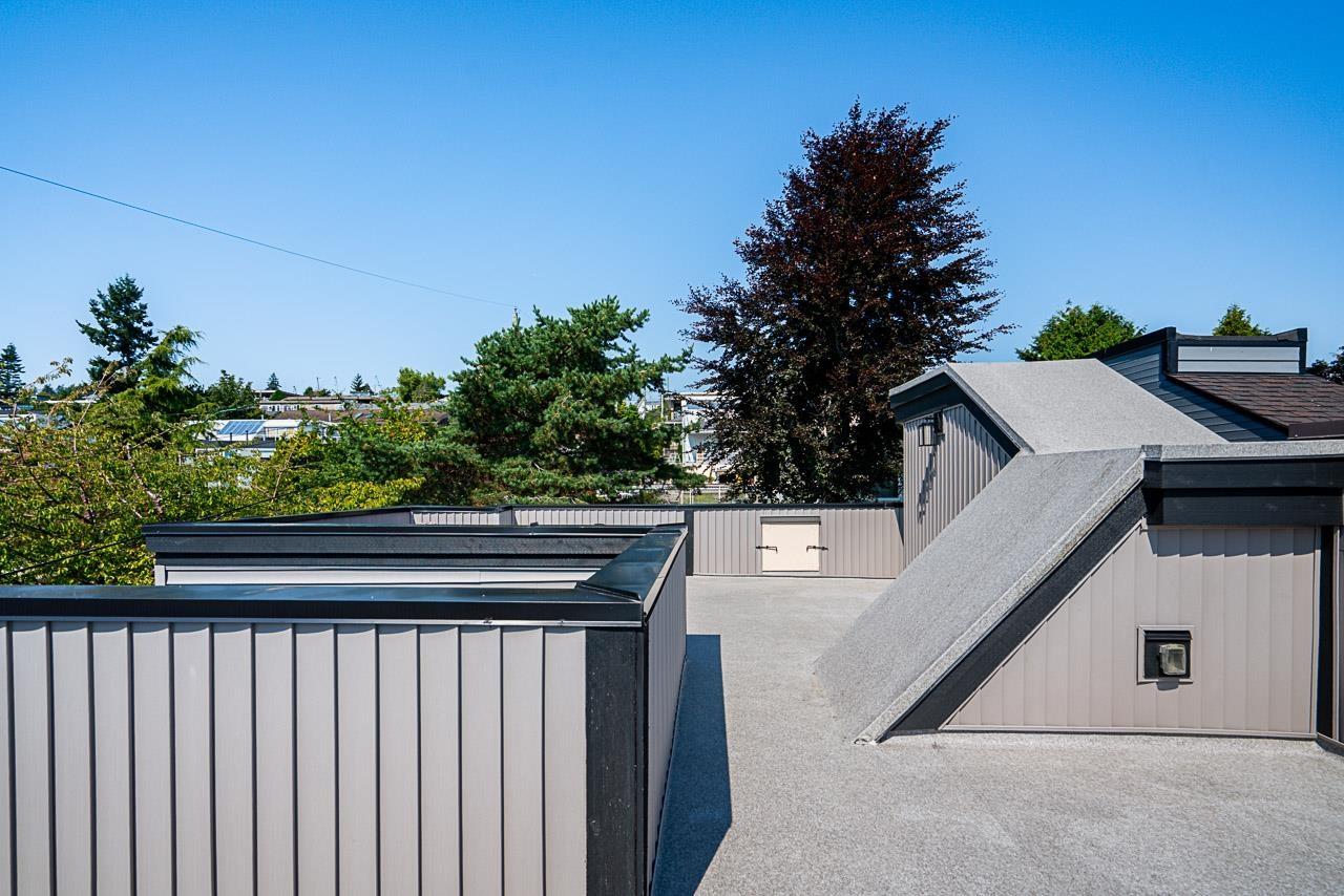 15807 COLUMBIA AVENUE, White Rock