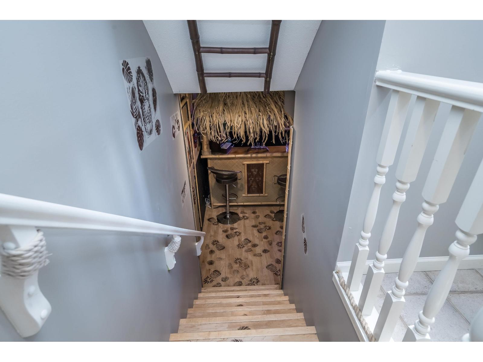 15411 RUSSELL AVENUE, White Rock