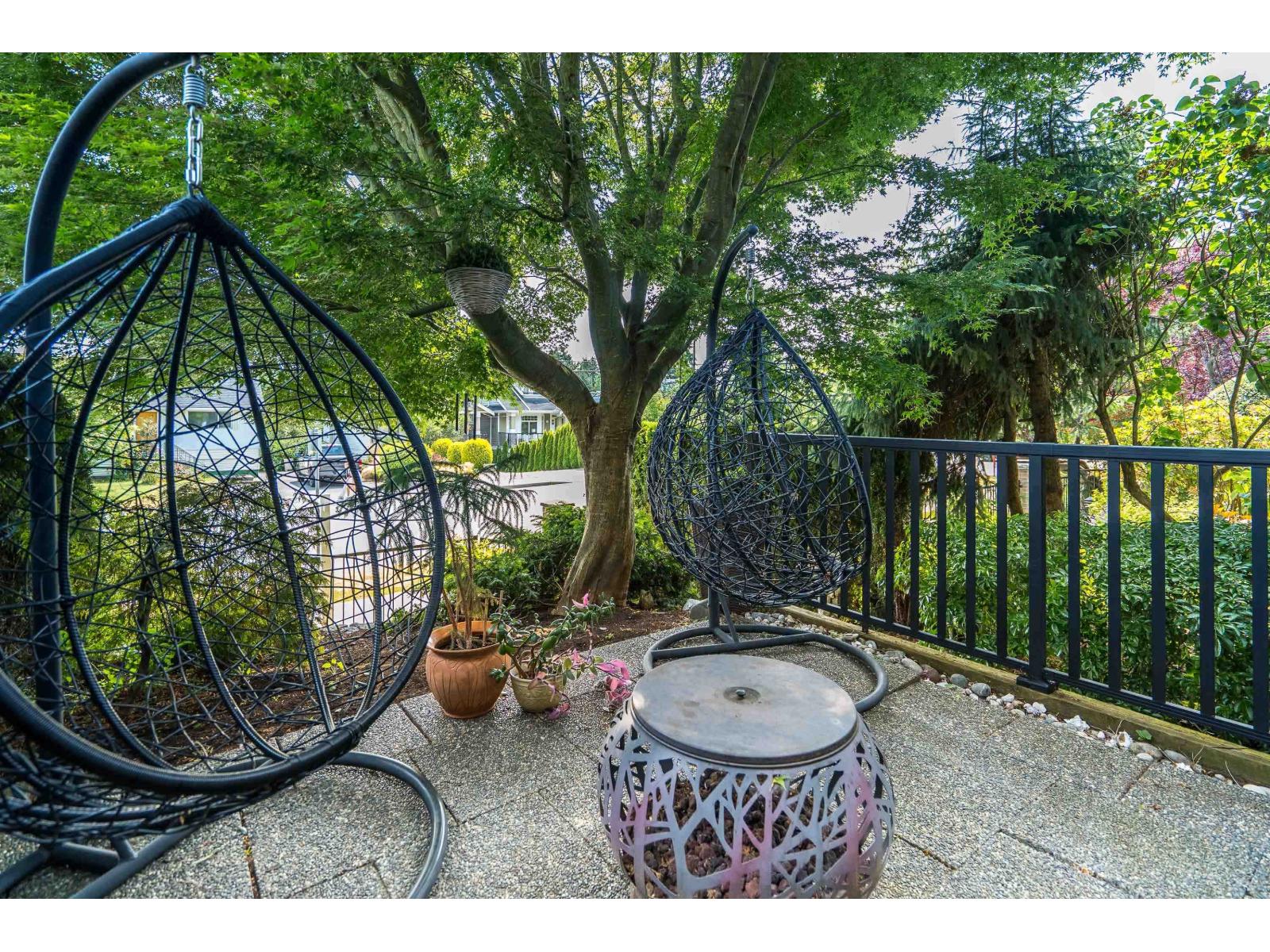 15411 RUSSELL AVENUE, White Rock