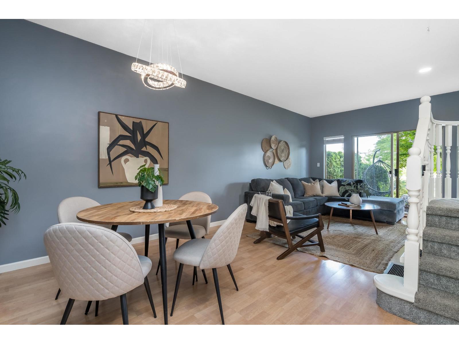 15411 RUSSELL AVENUE, White Rock