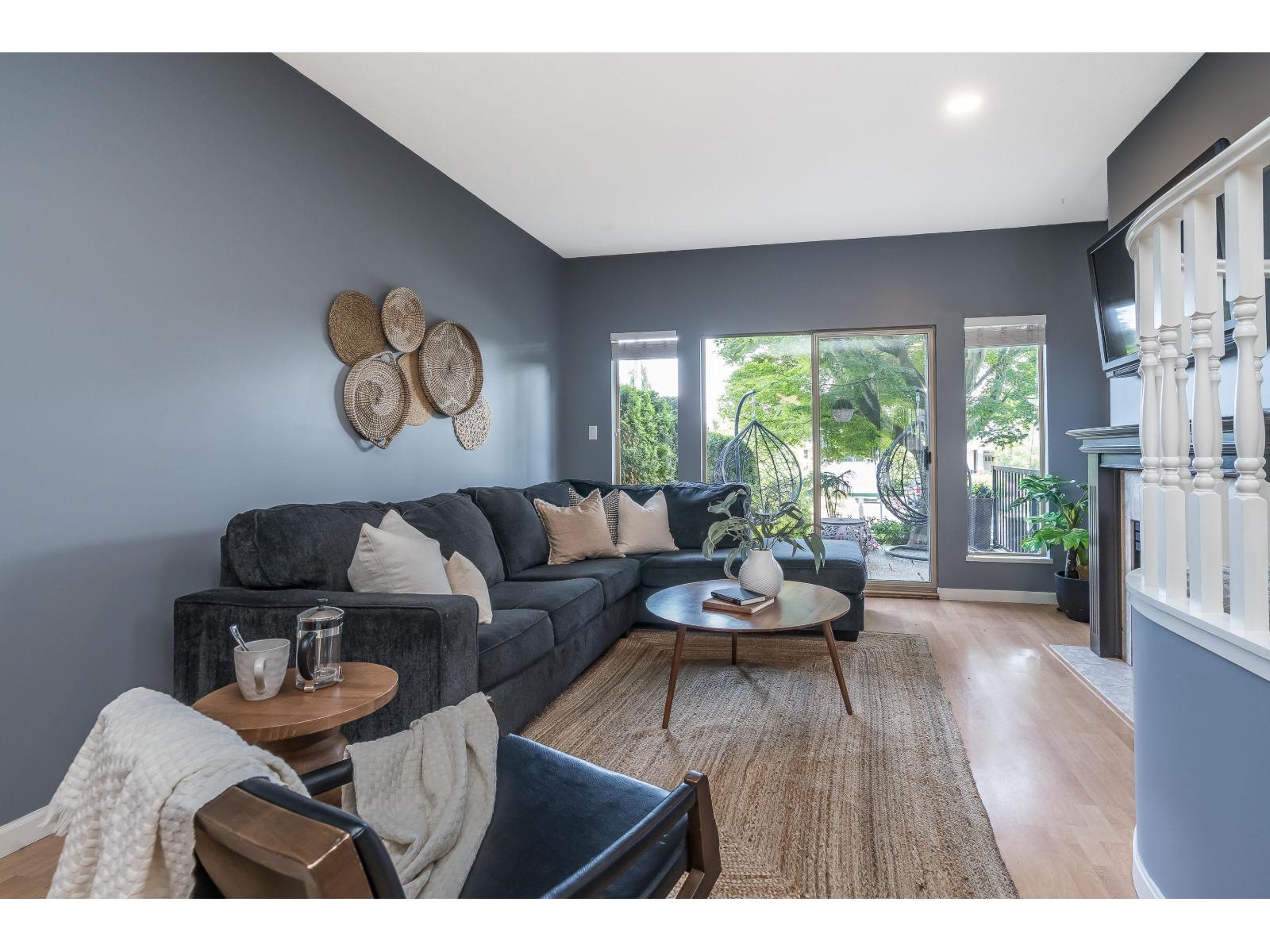 15411 RUSSELL AVENUE, White Rock