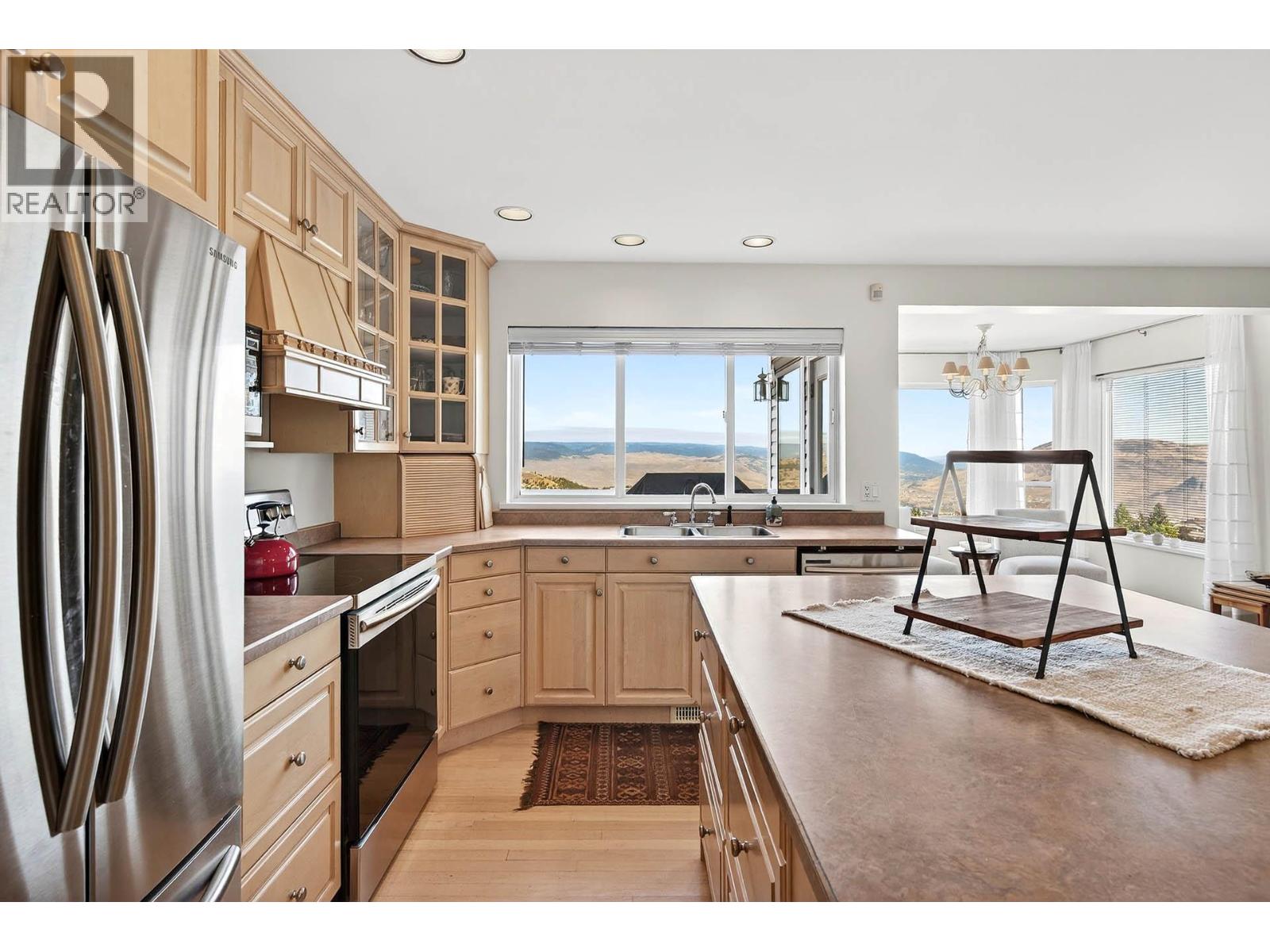 992 Canongate Crescent, Kamloops