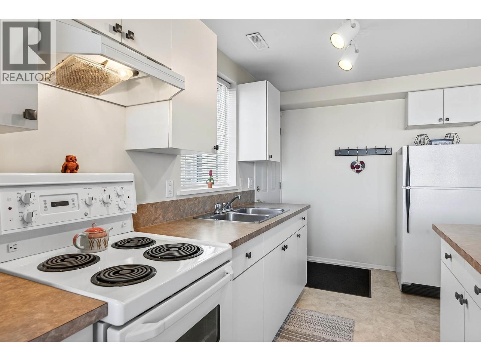 992 Canongate Crescent, Kamloops