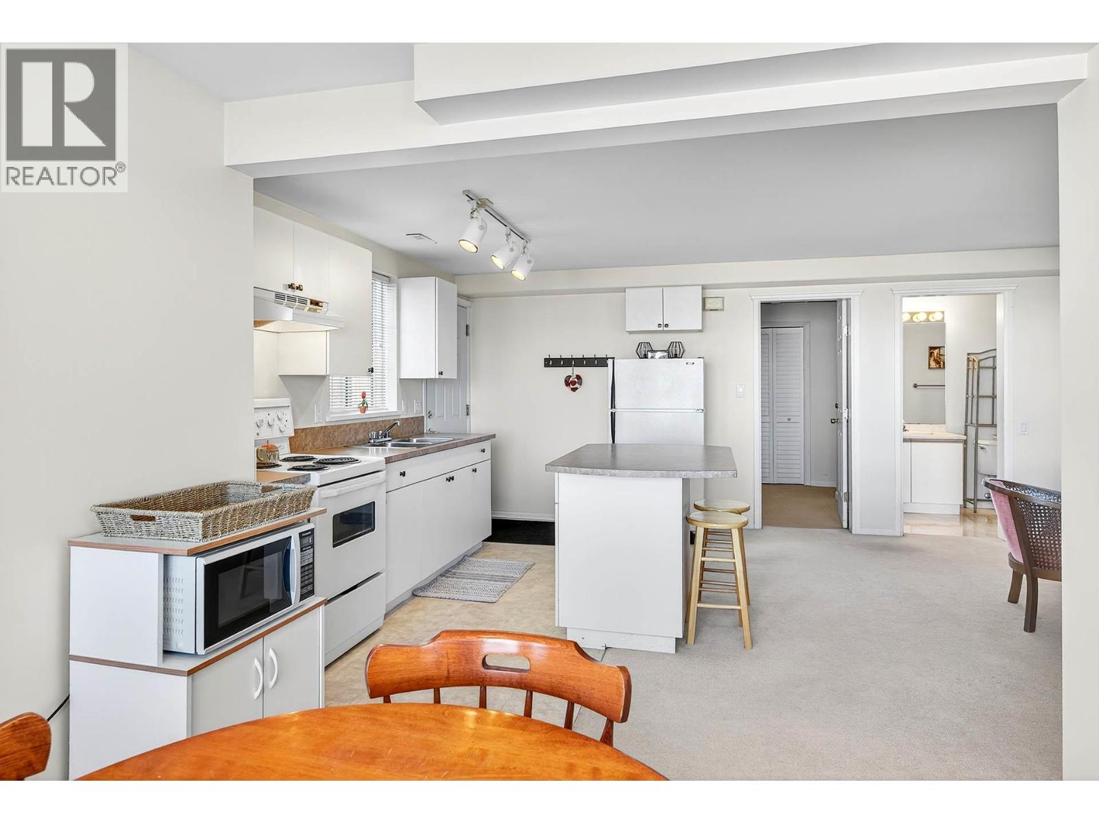 992 Canongate Crescent - 43