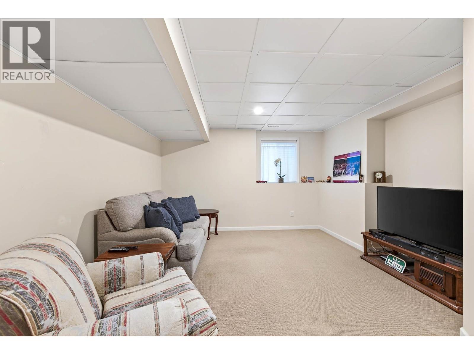 992 Canongate Crescent, Kamloops