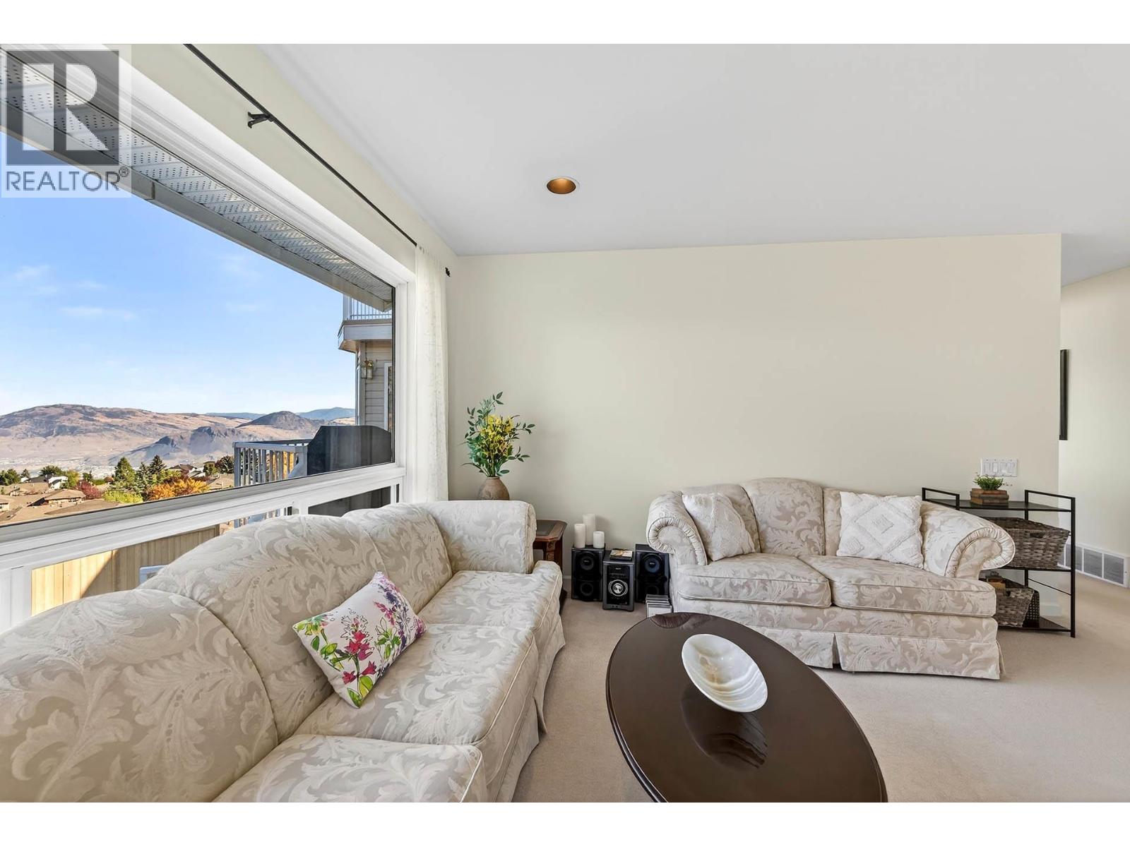 992 Canongate Crescent, Kamloops