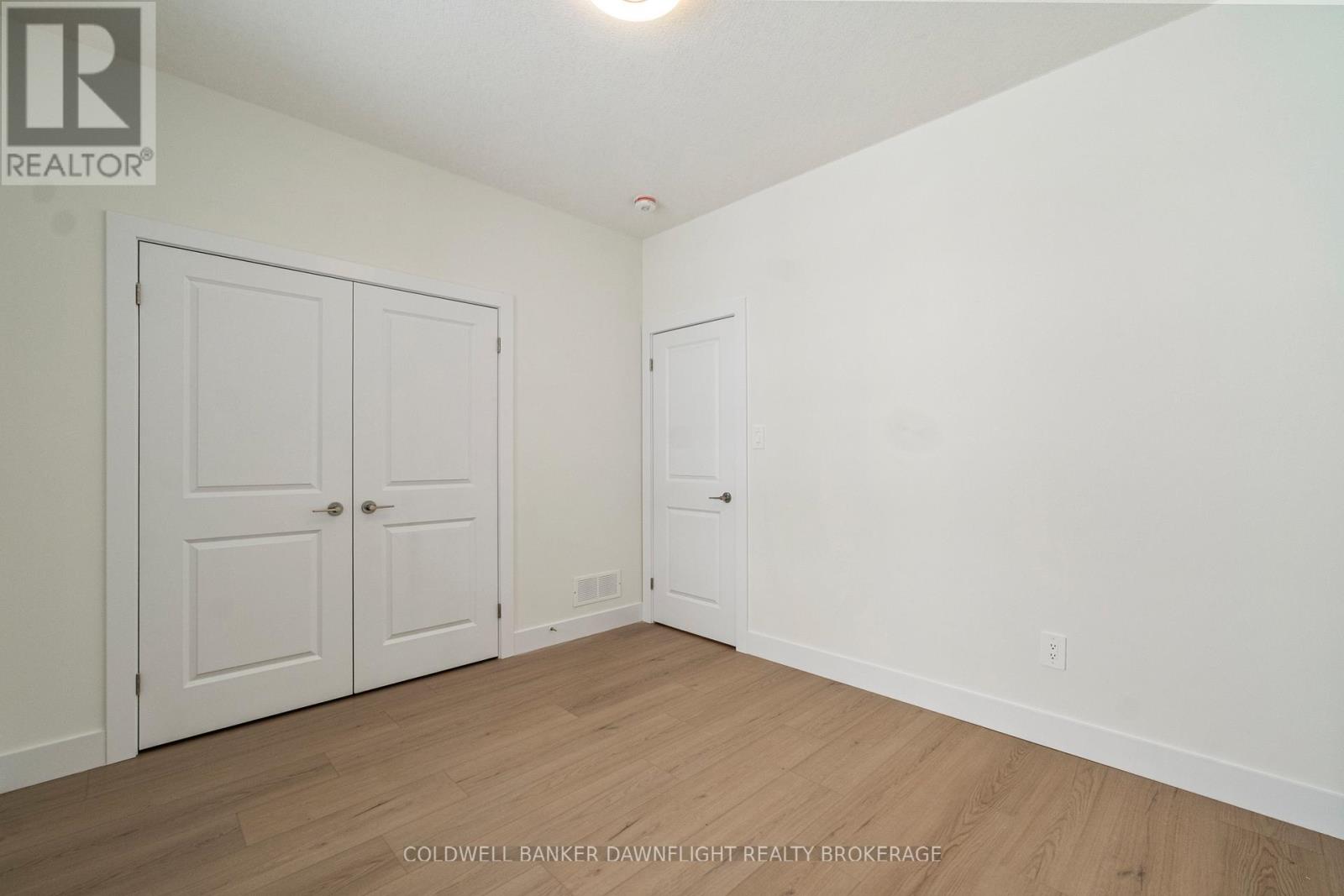 54 MOONLIGHT COURT Property Photo