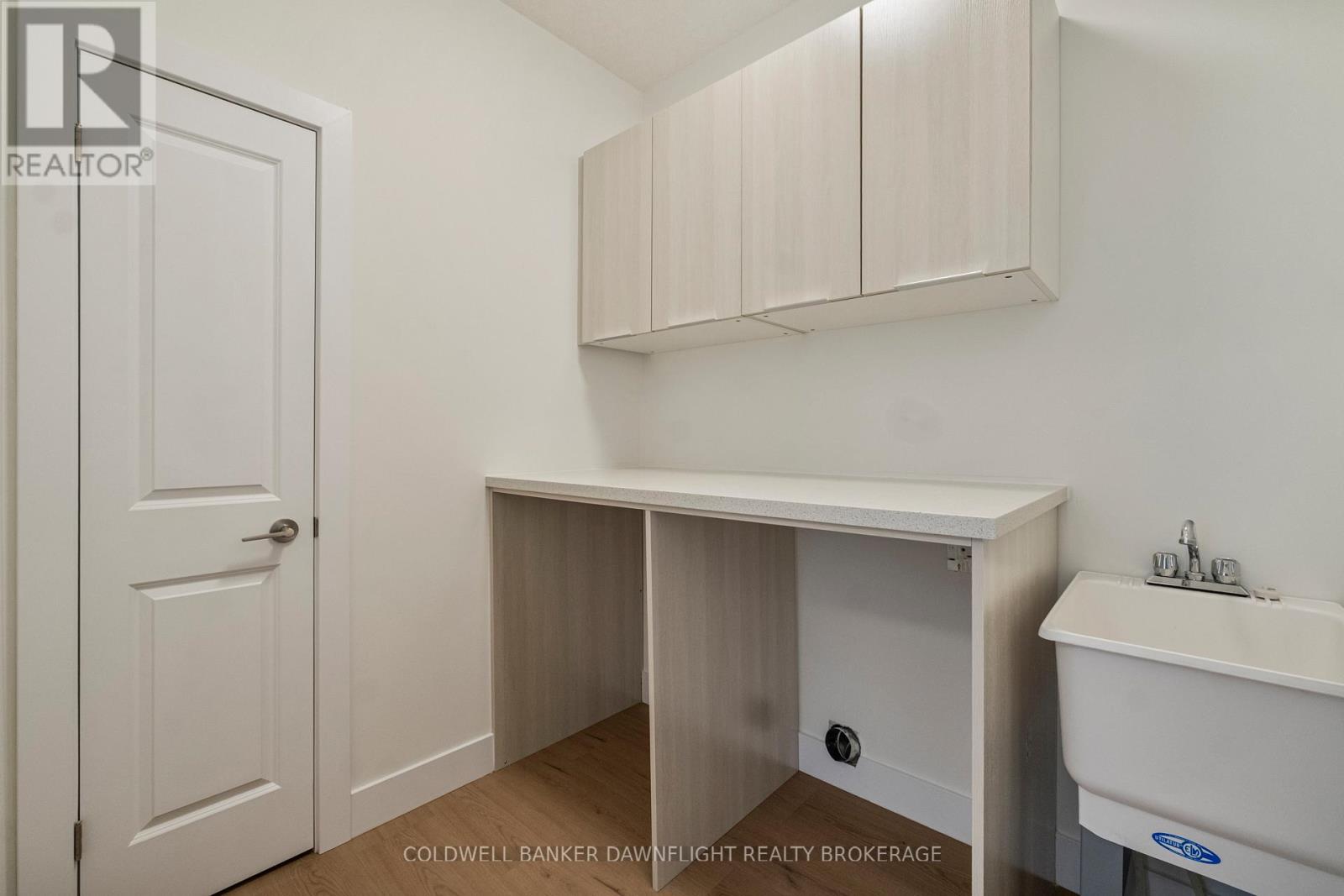 54 MOONLIGHT COURT Property Photo