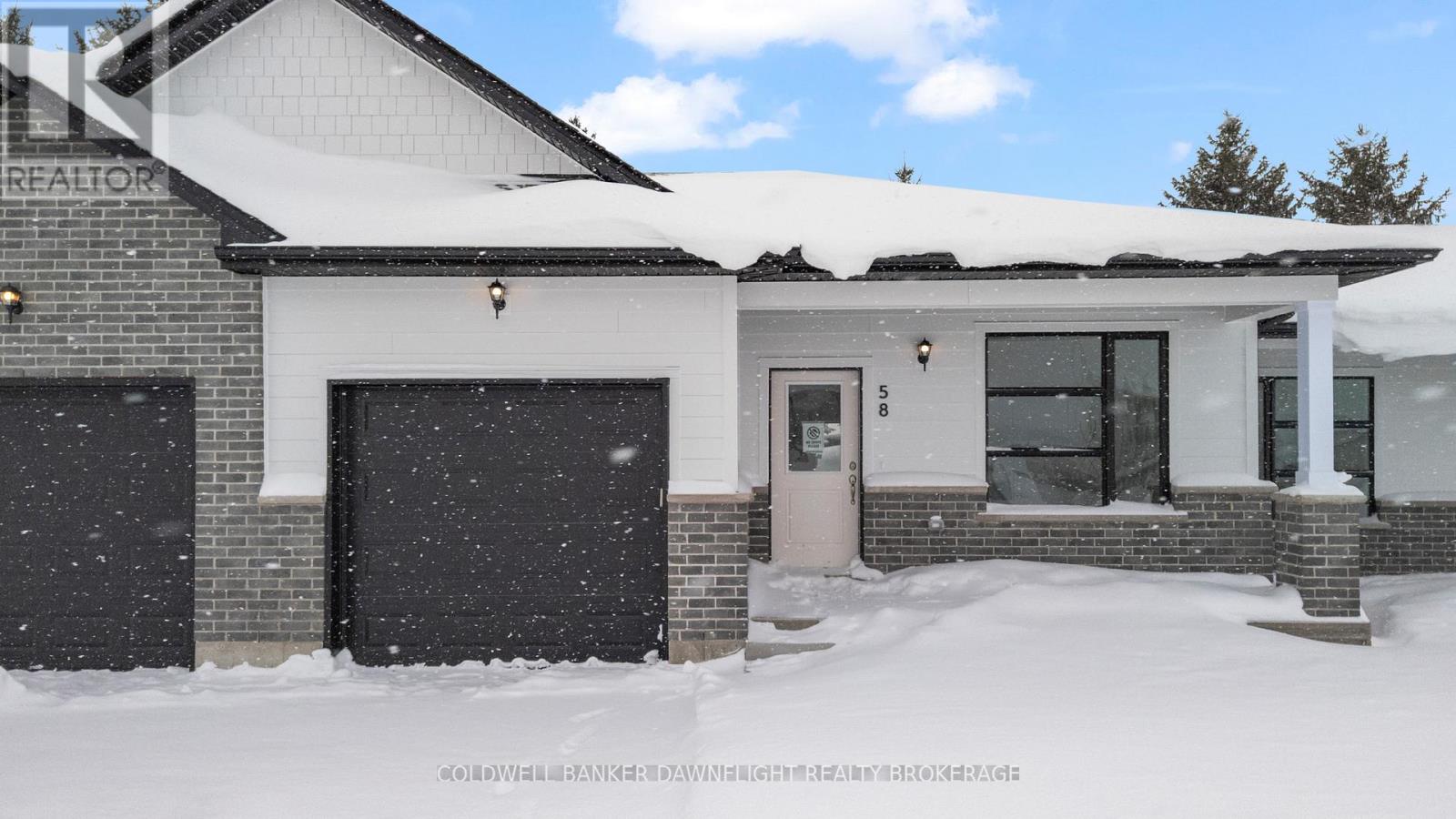 58 MOONLIGHT COURT - Photo 2 of 23, Central Huron (Clinton), Ontario