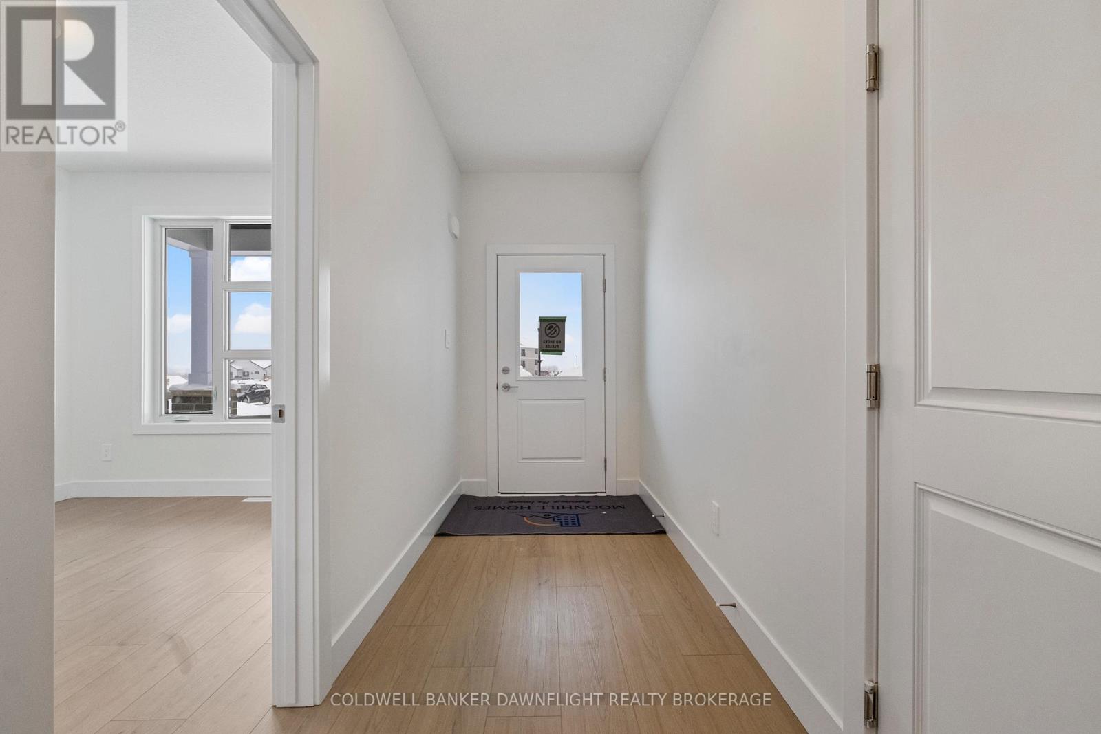 58 MOONLIGHT COURT - Photo 3 of 23, Central Huron (Clinton), Ontario