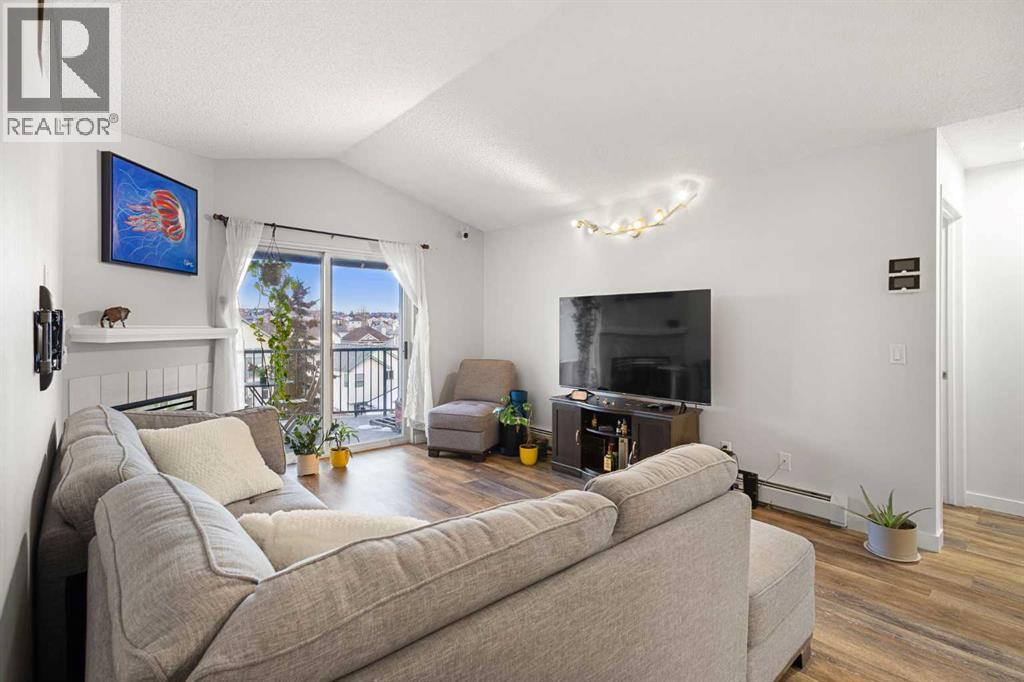 Single Family House Multi-level for Sale in   arbour grove Close NW Arbour Lake Calgary 