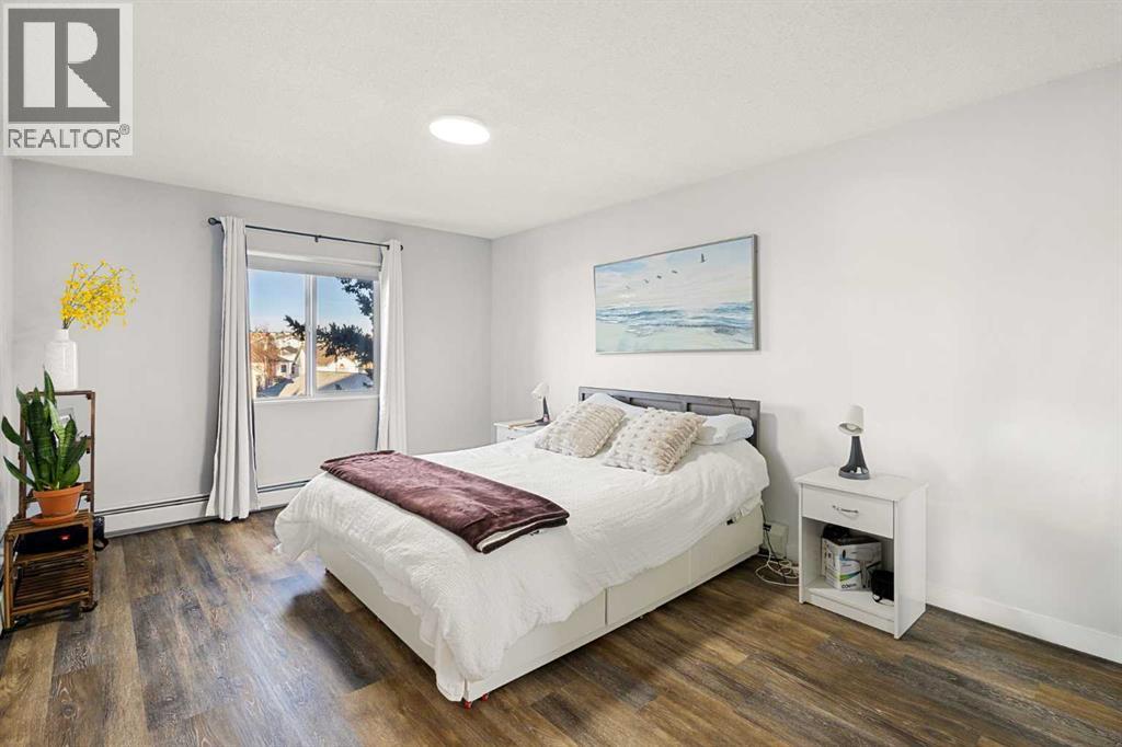 Single Family House Multi-level for Sale in   arbour grove Close NW Arbour Lake Calgary 