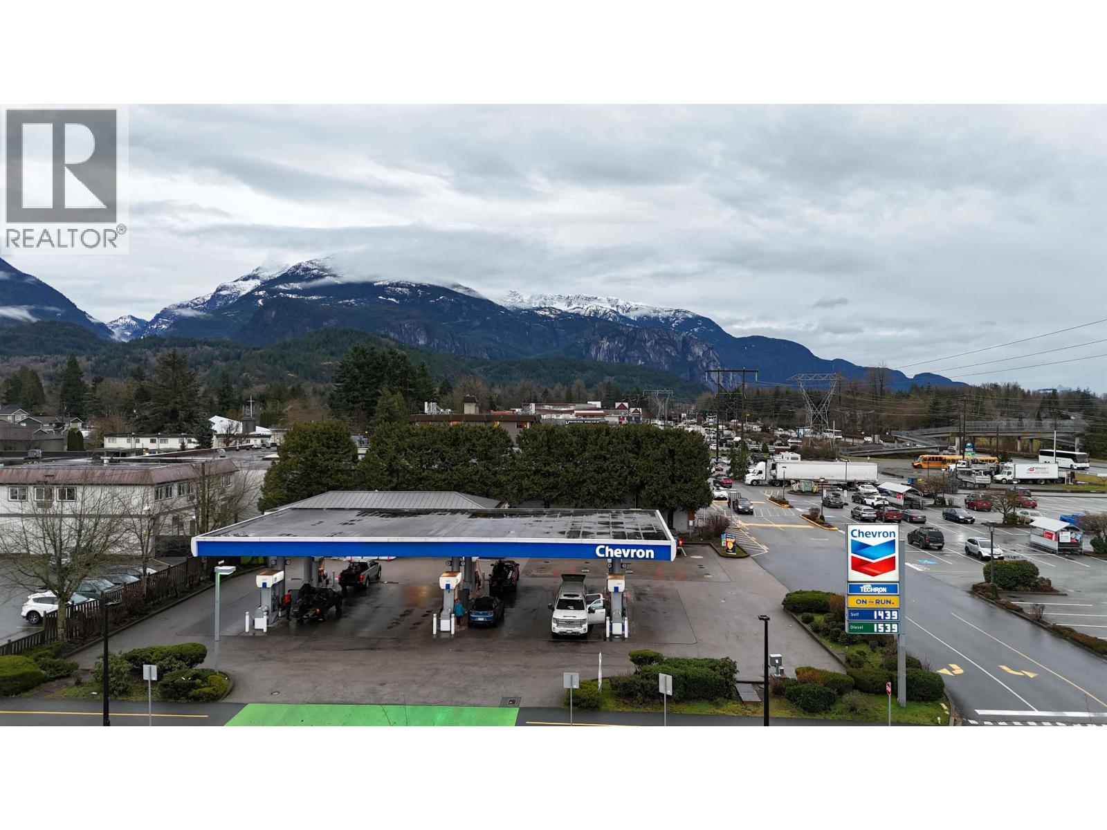 303 40437 TANTALUS ROAD, Squamish