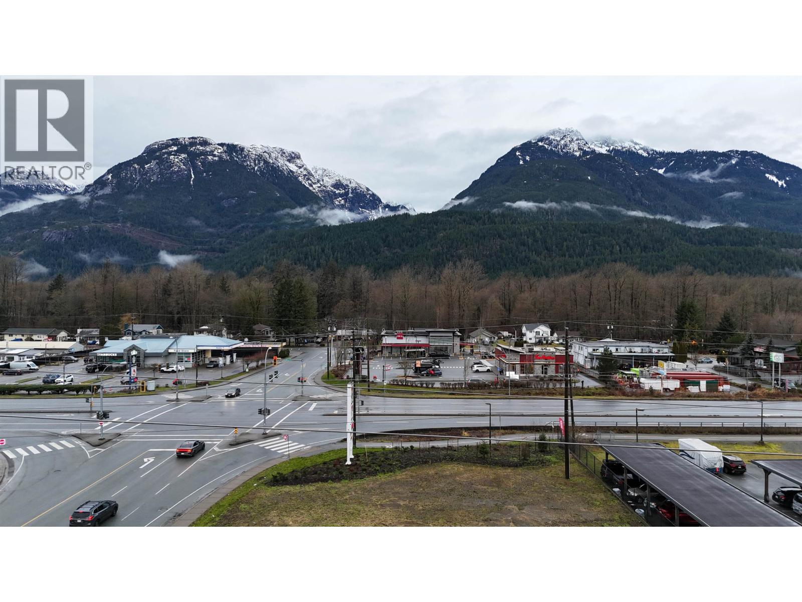 303 40437 TANTALUS ROAD, Squamish