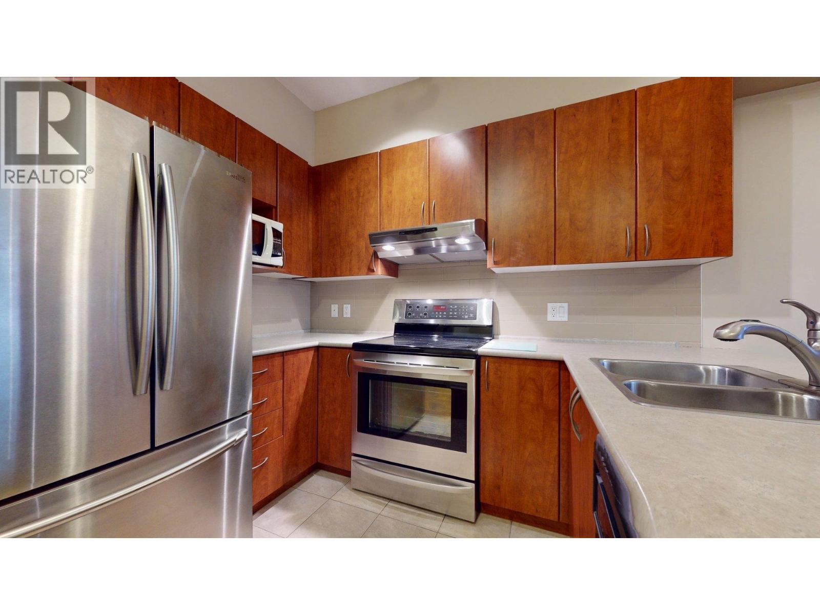 303 40437 TANTALUS ROAD, Squamish