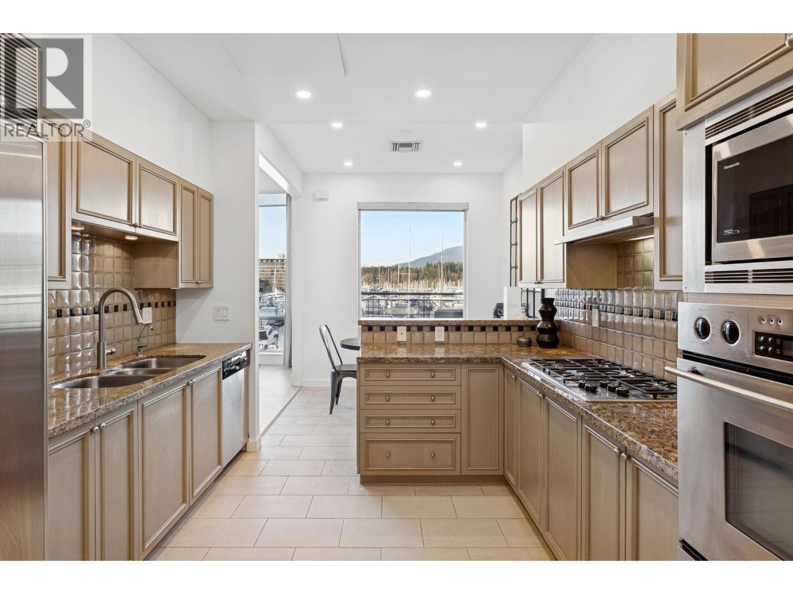 103 323 JERVIS STREET, Vancouver