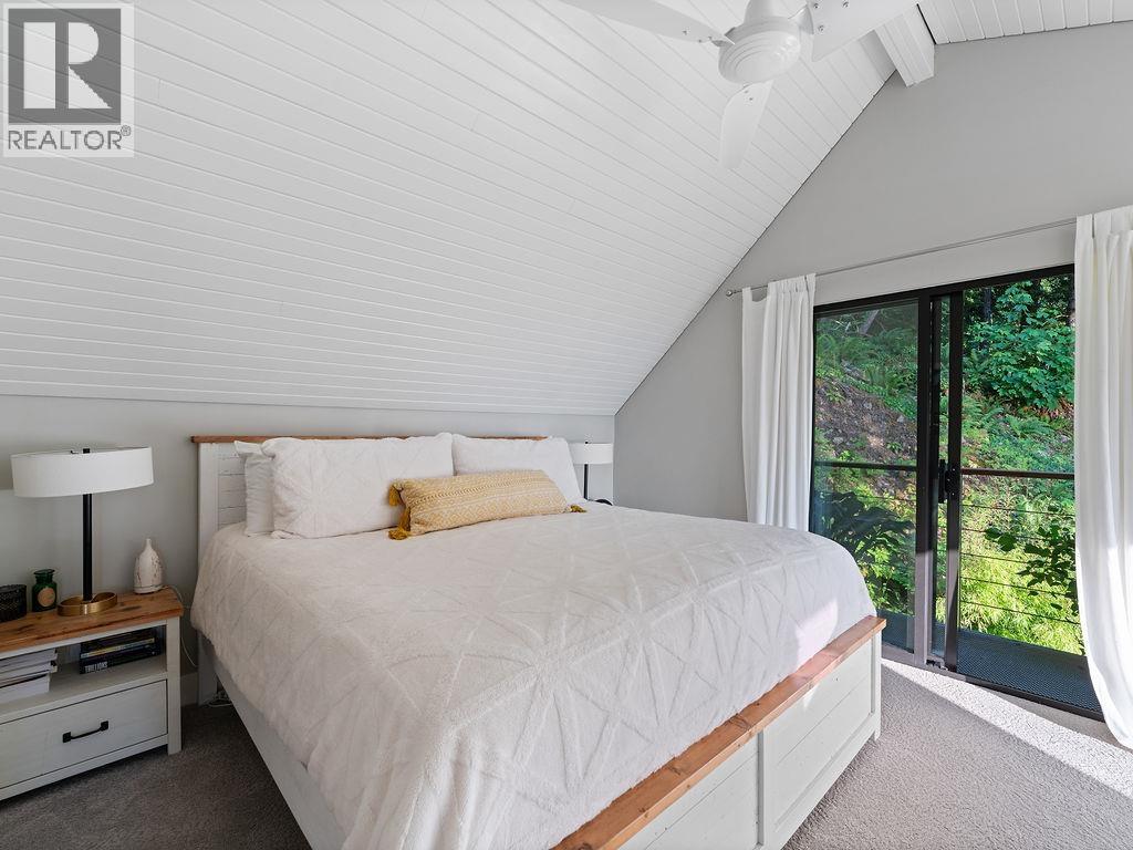 485 TIMBERTOP DRIVE, Lions Bay